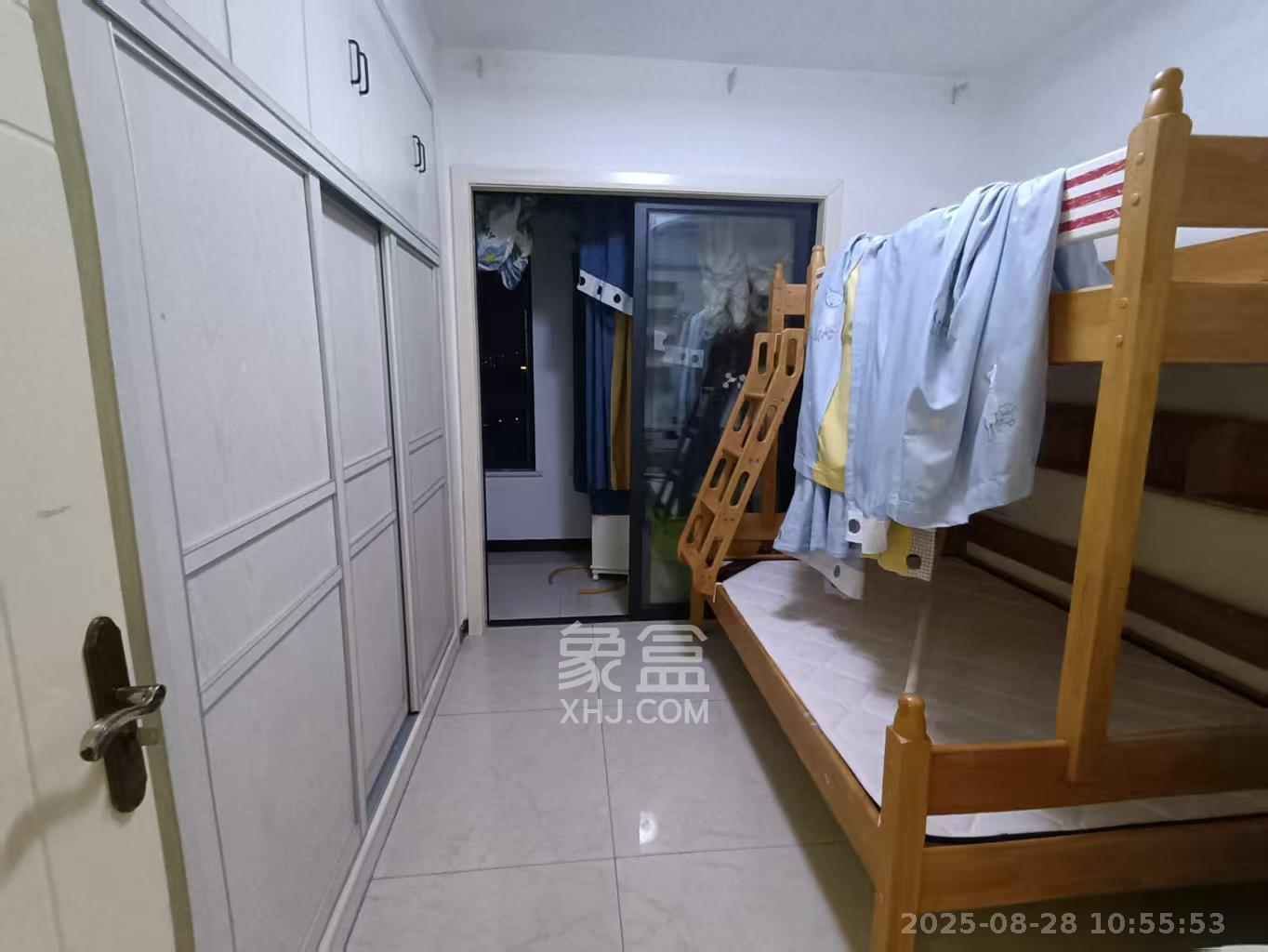 天鸿天府（天鸿中央大院）  2室1厅1卫    1900.0元/月室内图