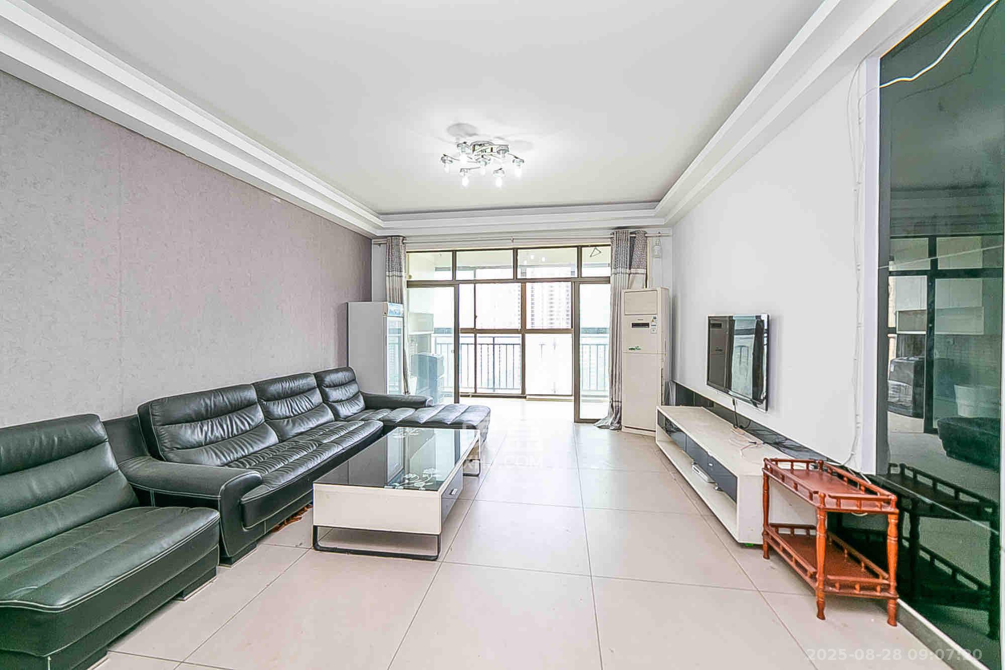 金域南外滩(望江佳园) 1室0厅0卫 3500.0元/月 金域南外滩(望江佳园) 1室0厅0卫 3500.0元/月室内图