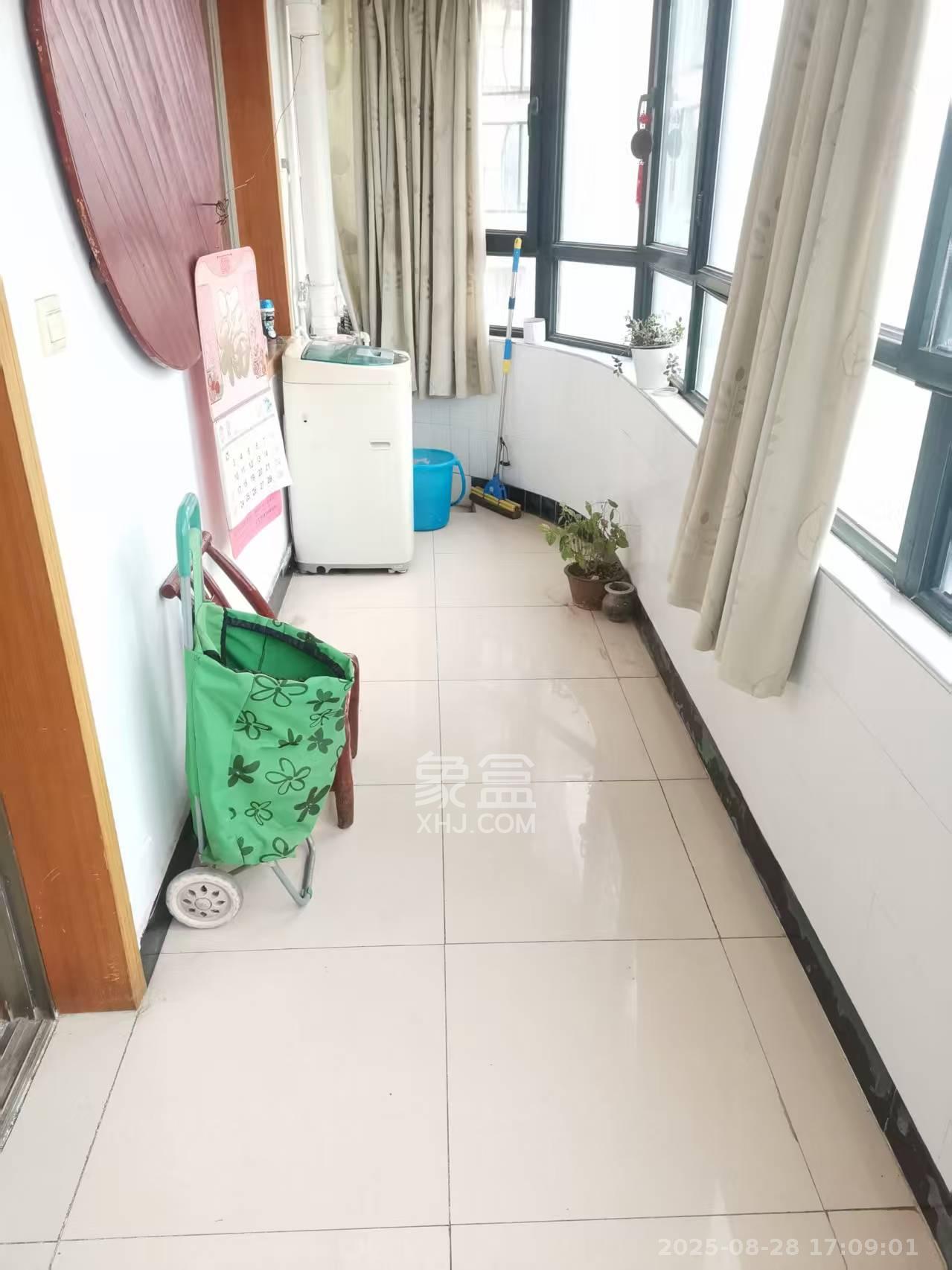 南国新城  2室2厅2卫    2000.0元/月室内图