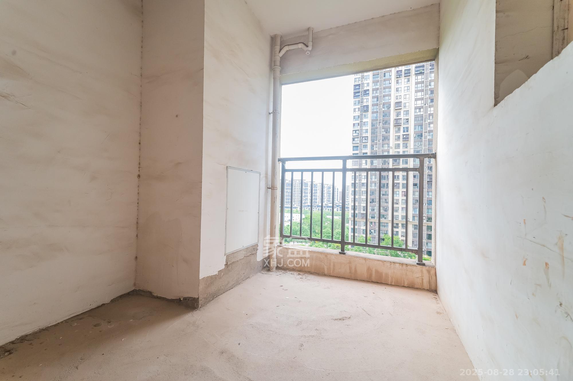 星湖湾一期高层 4室2厅2卫 98.0万 星湖湾一期高层 4室2厅2卫 98.0万其他