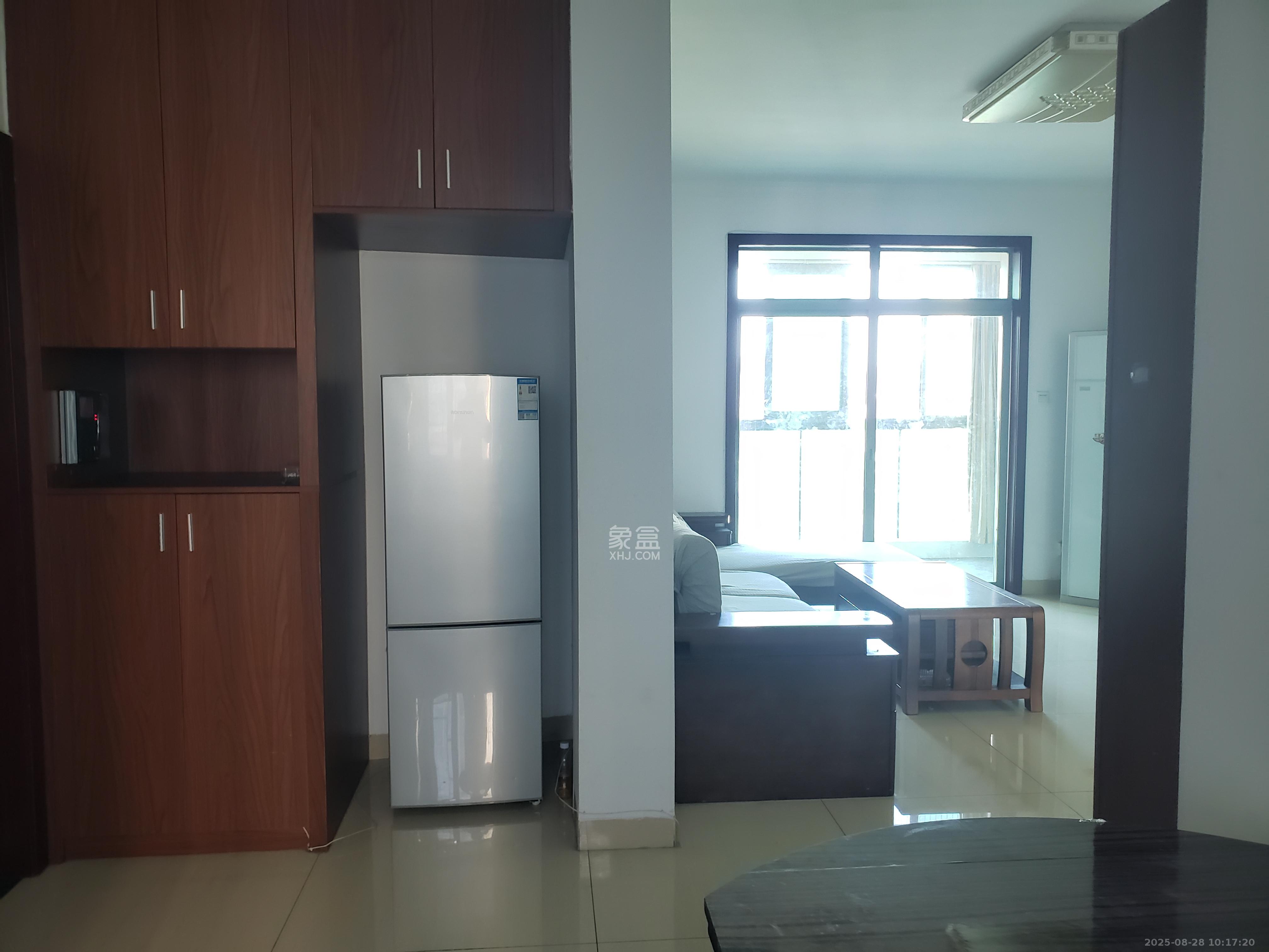 新城新世界一二三期  3室2厅1卫    2300.0元/月 新城新世界一二三期  3室2厅1卫    2300.0元/月室内图