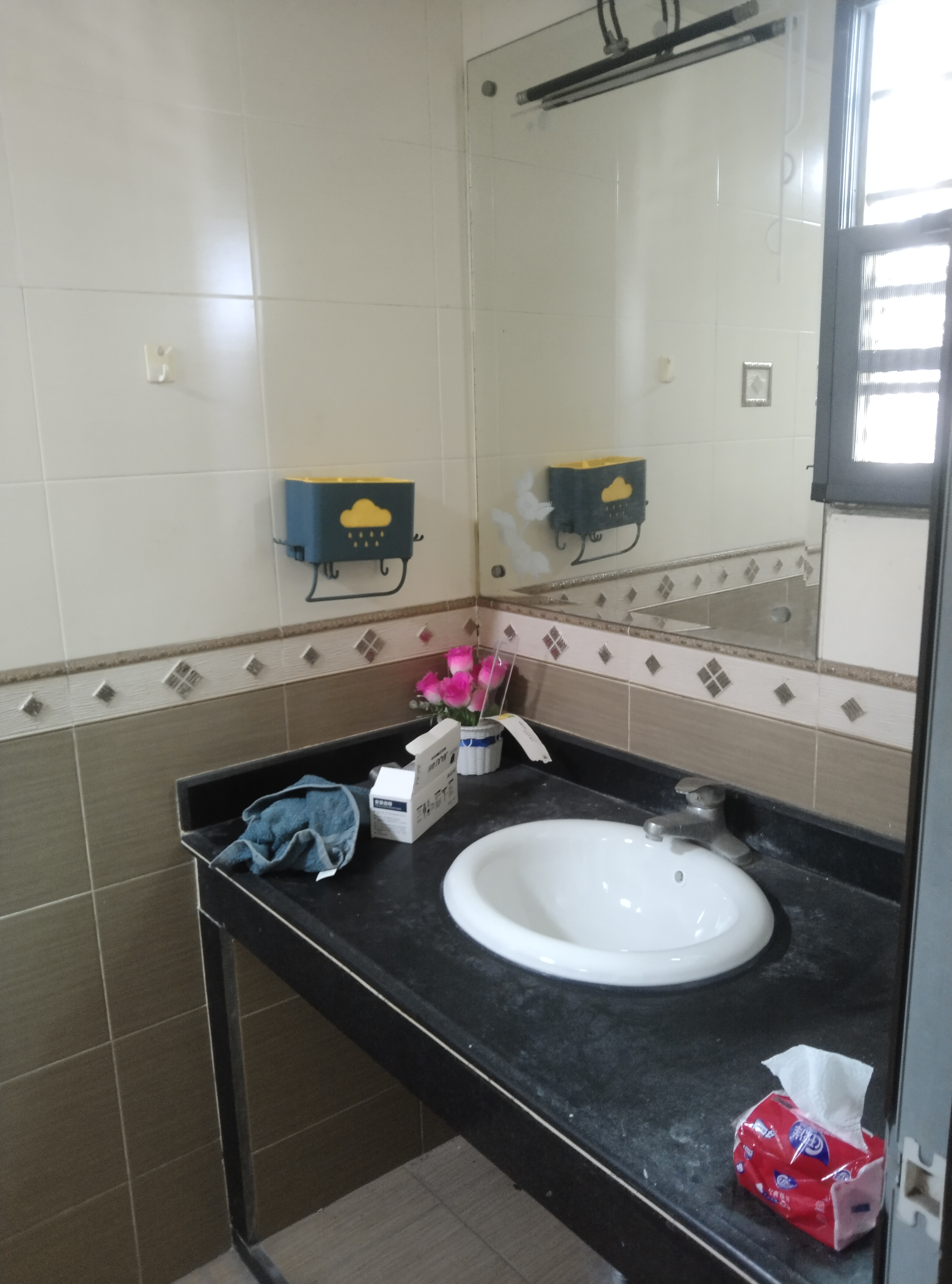 美舍苑 4室2厅2卫 2500.0元/月 美舍苑 4室2厅2卫 2500.0元/月室内图