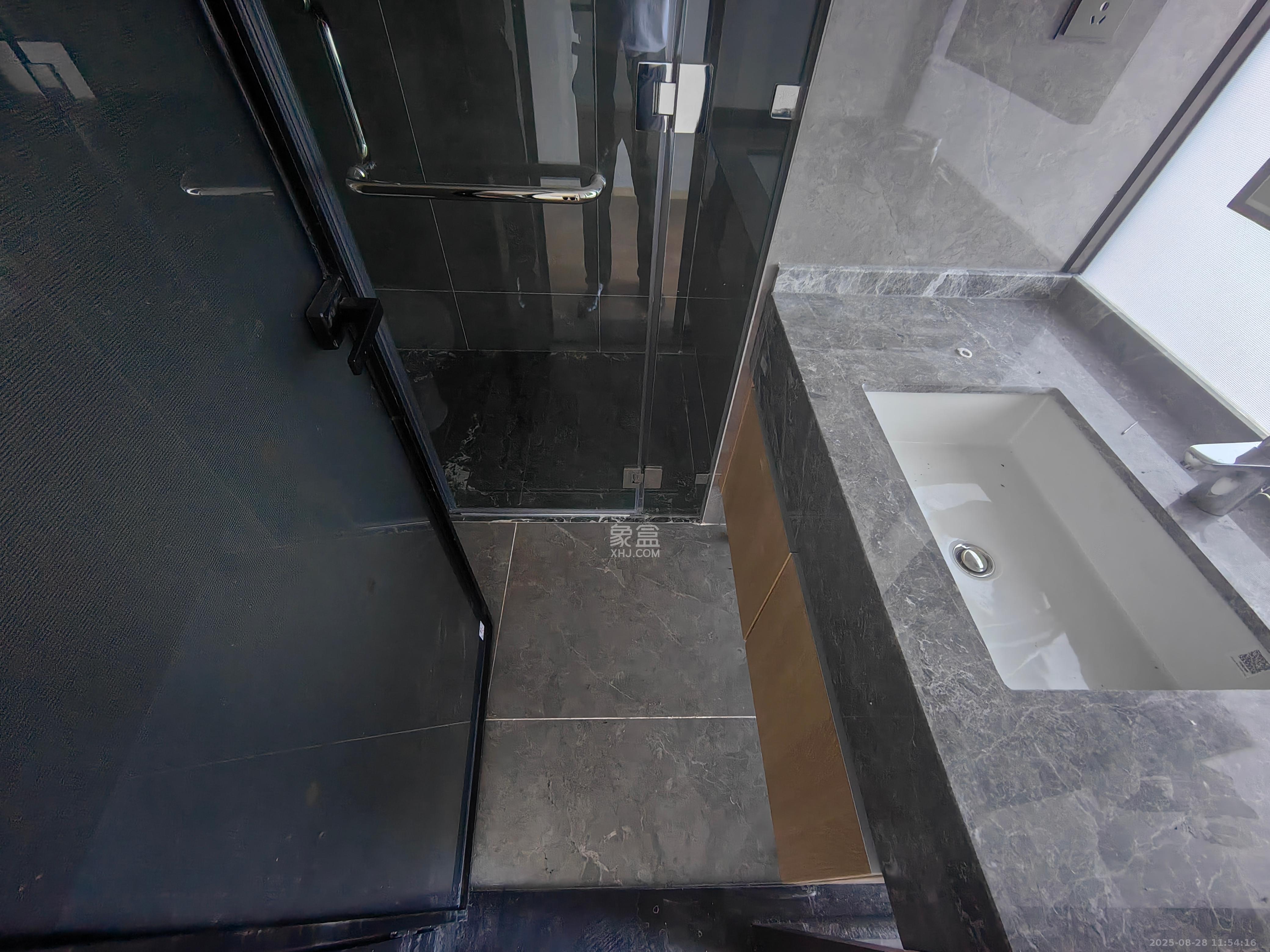 正荣梅溪紫阙台  4室2厅4卫    8000.0元/月 正荣梅溪紫阙台  4室2厅4卫    8000.0元/月室内图