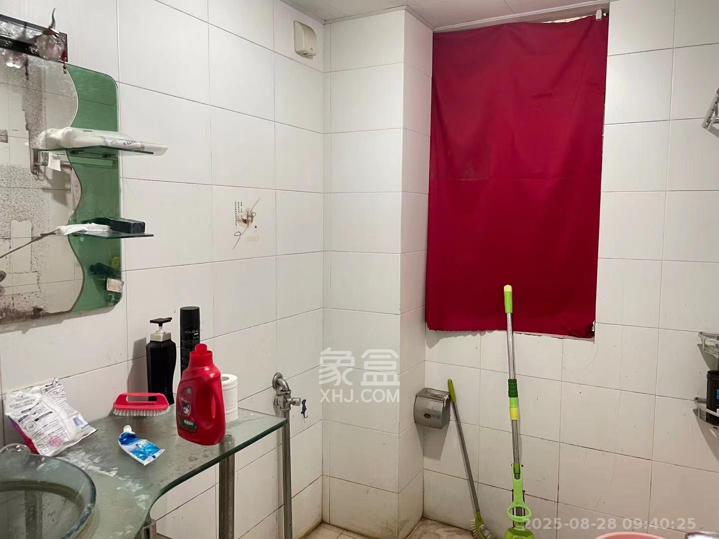 天和华城  2室2厅1卫    1400.0元/月 天和华城  2室2厅1卫    1400.0元/月室内图