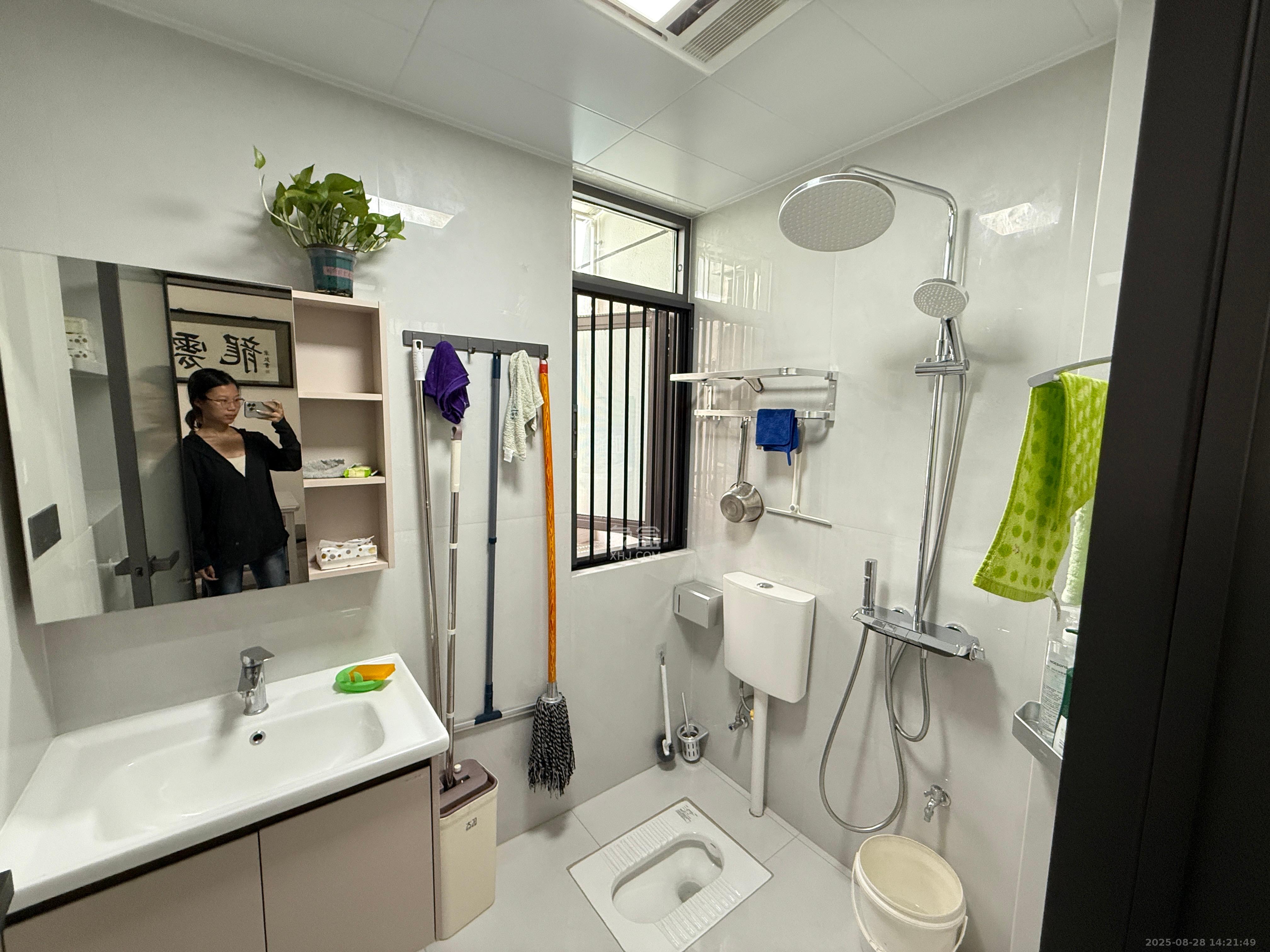 仰天湖1、2村  2室1厅1卫   2600.00元/月室内图