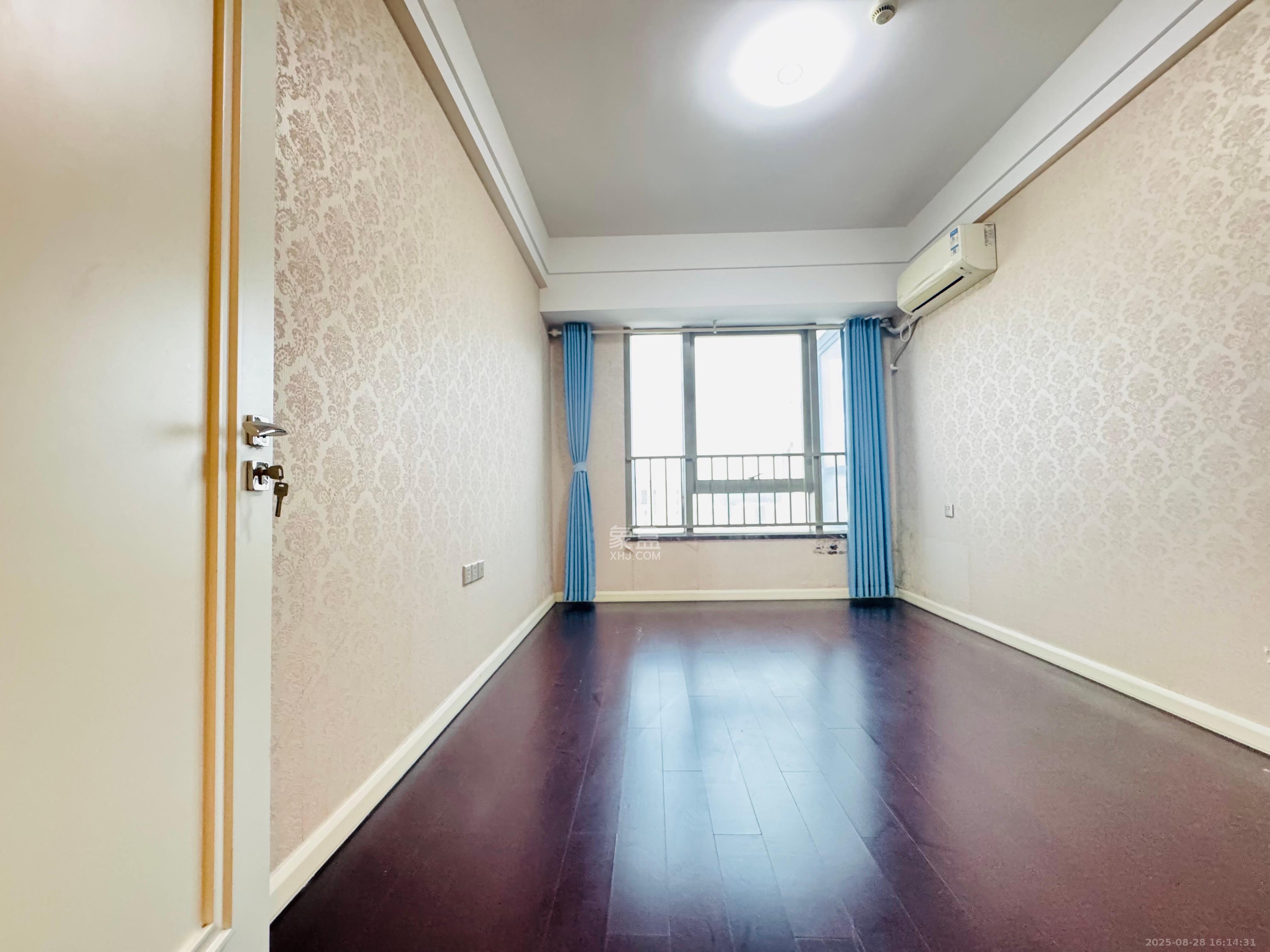 梅溪湖金茂府（金茂广场）（金茂览秀城）  3室2厅2卫    3300.0元/月室内图