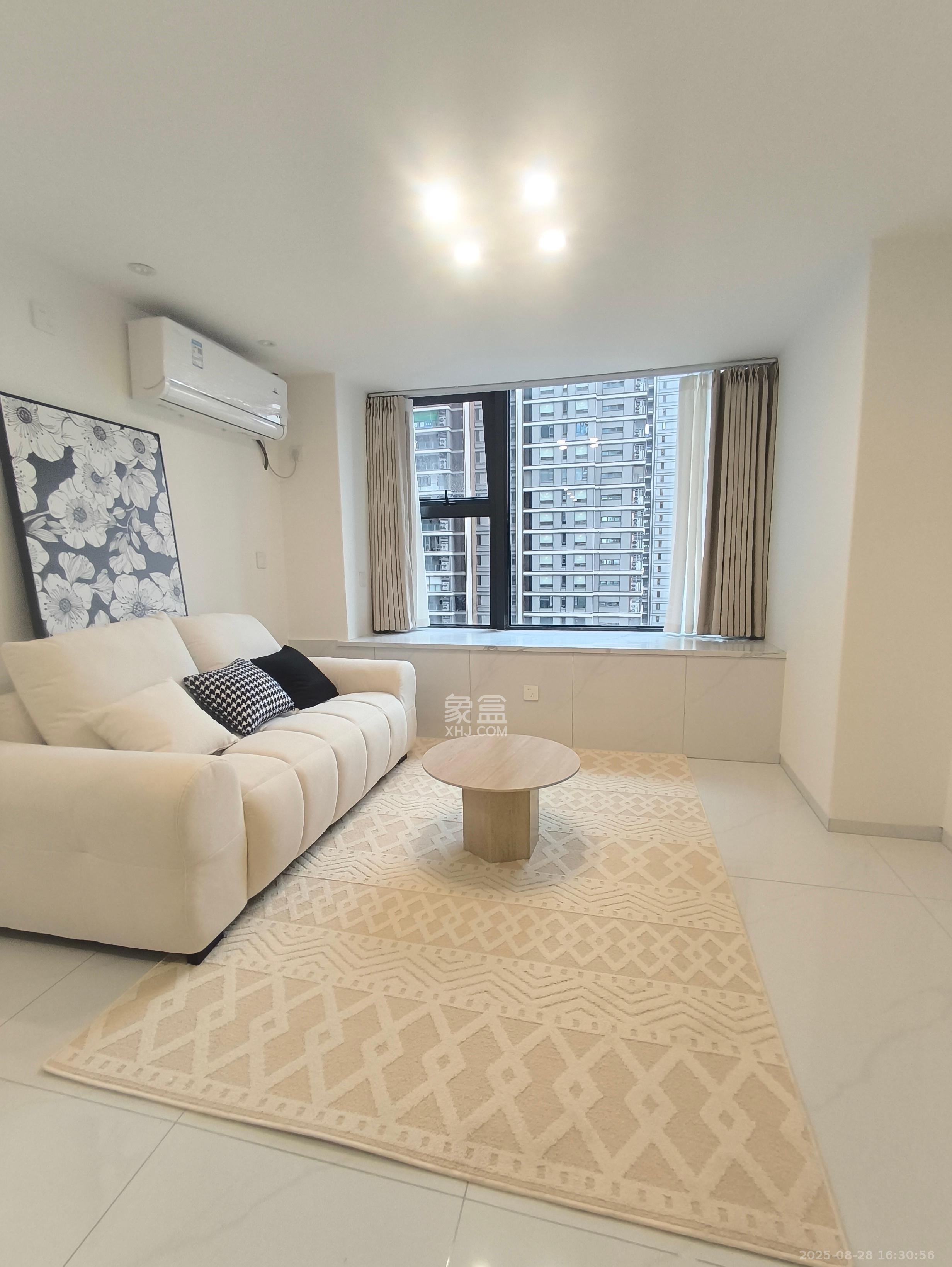 建发养云  2室1厅1卫    3200.0元/月 建发养云  2室1厅1卫    3200.0元/月室内图1