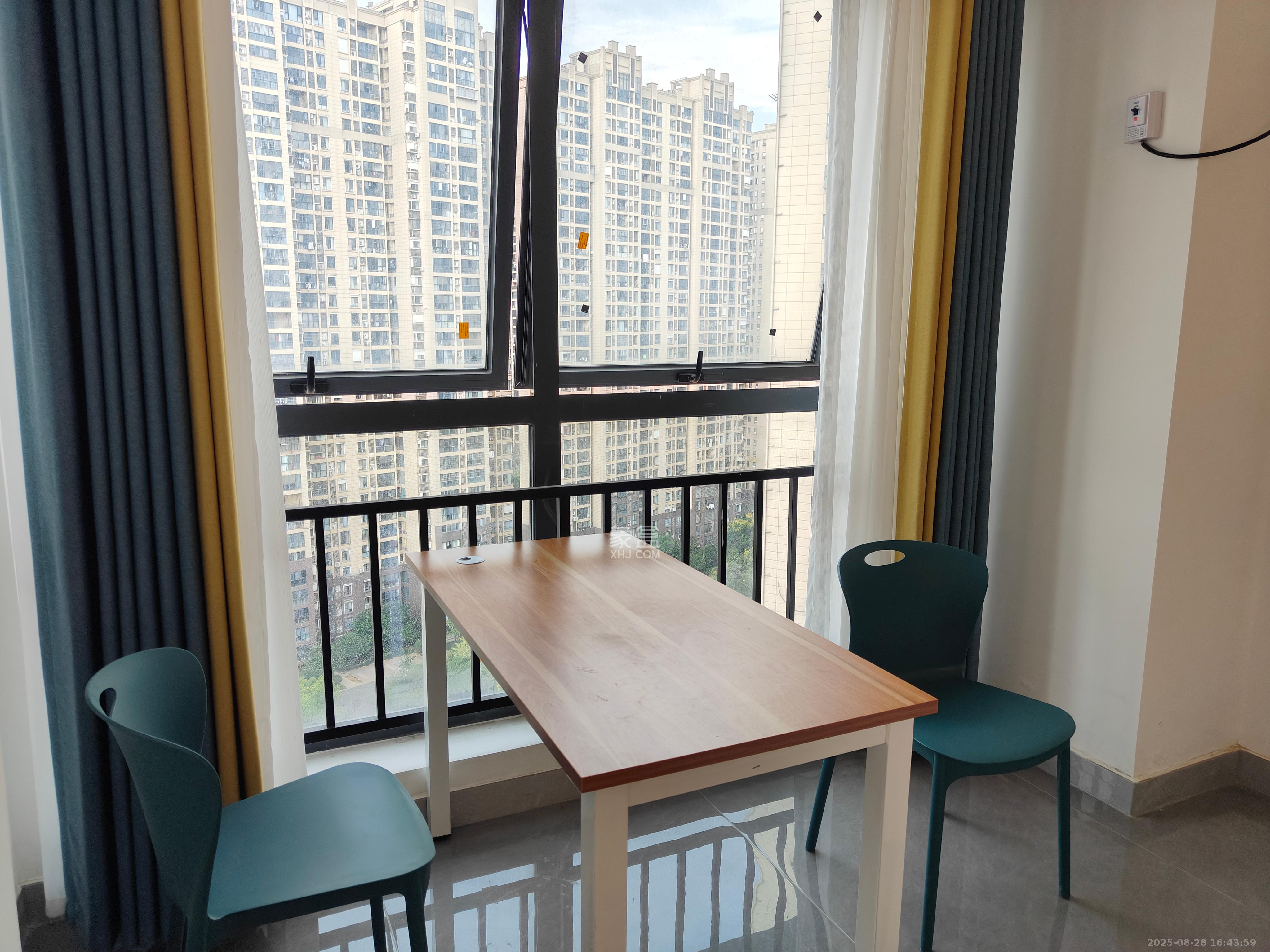 明发国际城  1室1厅1卫    1400.0元/月 明发国际城  1室1厅1卫    1400.0元/月室内图