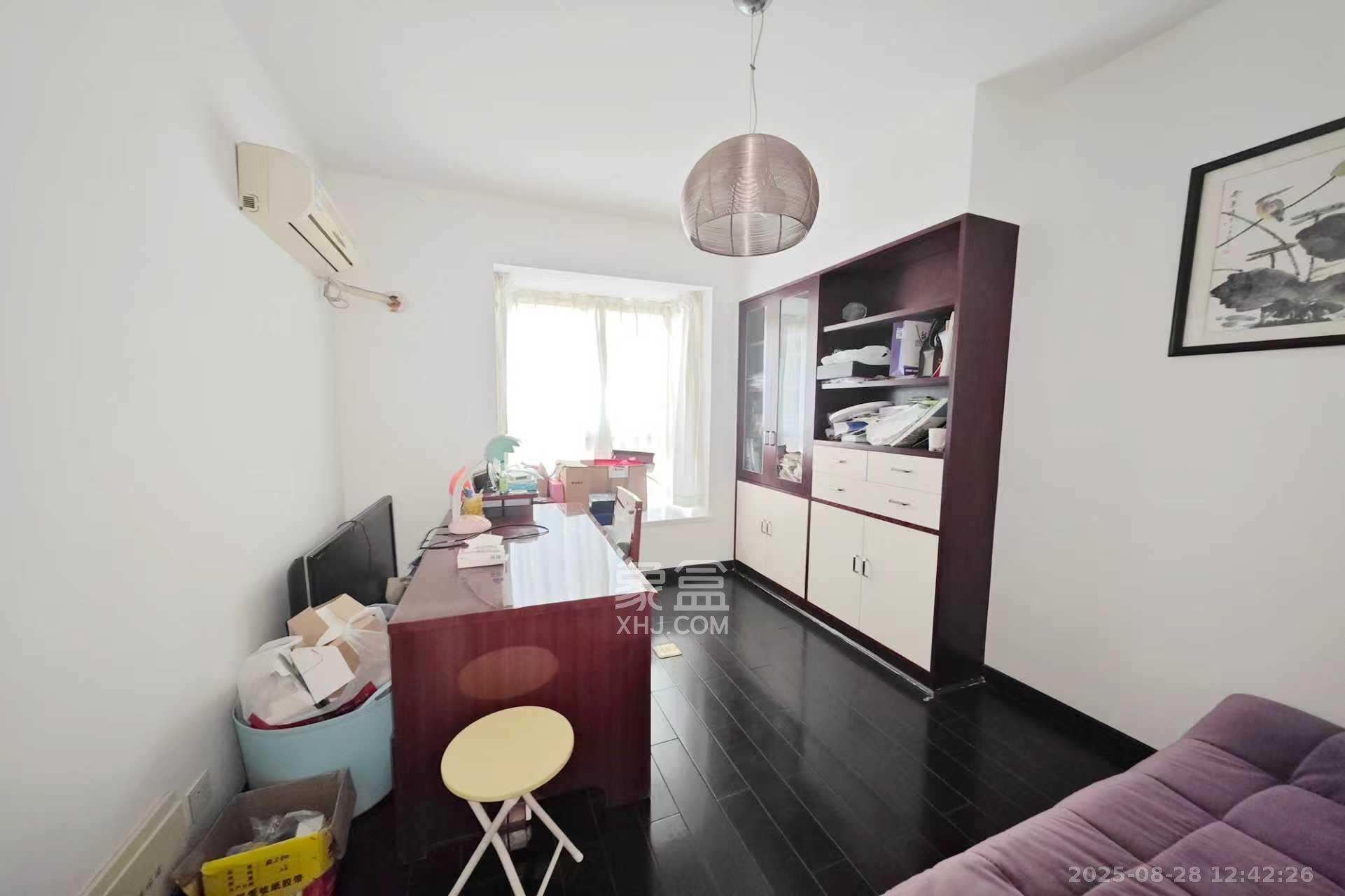 丽星景园  4室2厅2卫    3700.0元/月 丽星景园  4室2厅2卫    3700.0元/月室内图