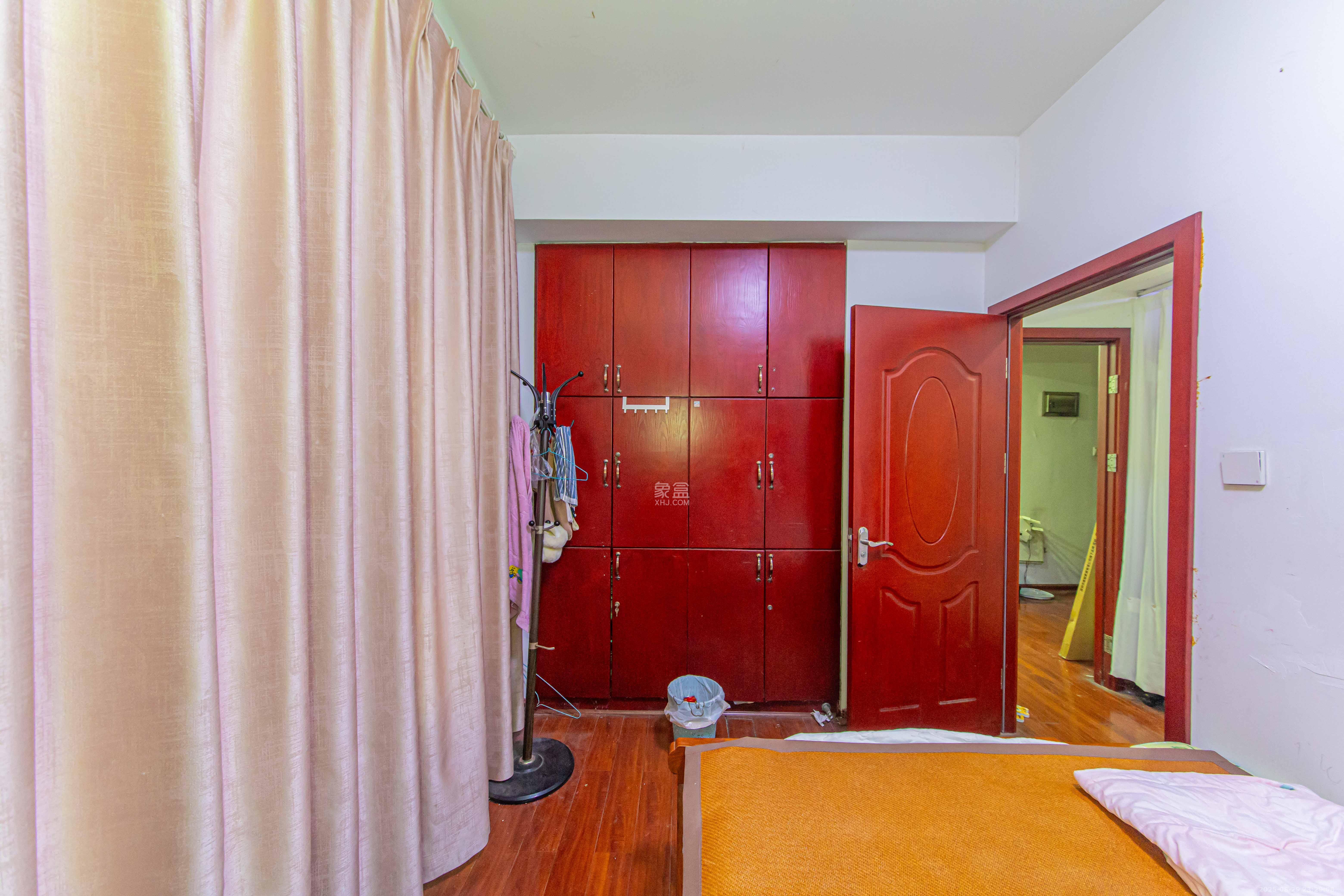 绿地公馆(绿地名邸) 3室1厅1卫 60.0万 绿地公馆(绿地名邸) 3室1厅1卫 60.0万卧室