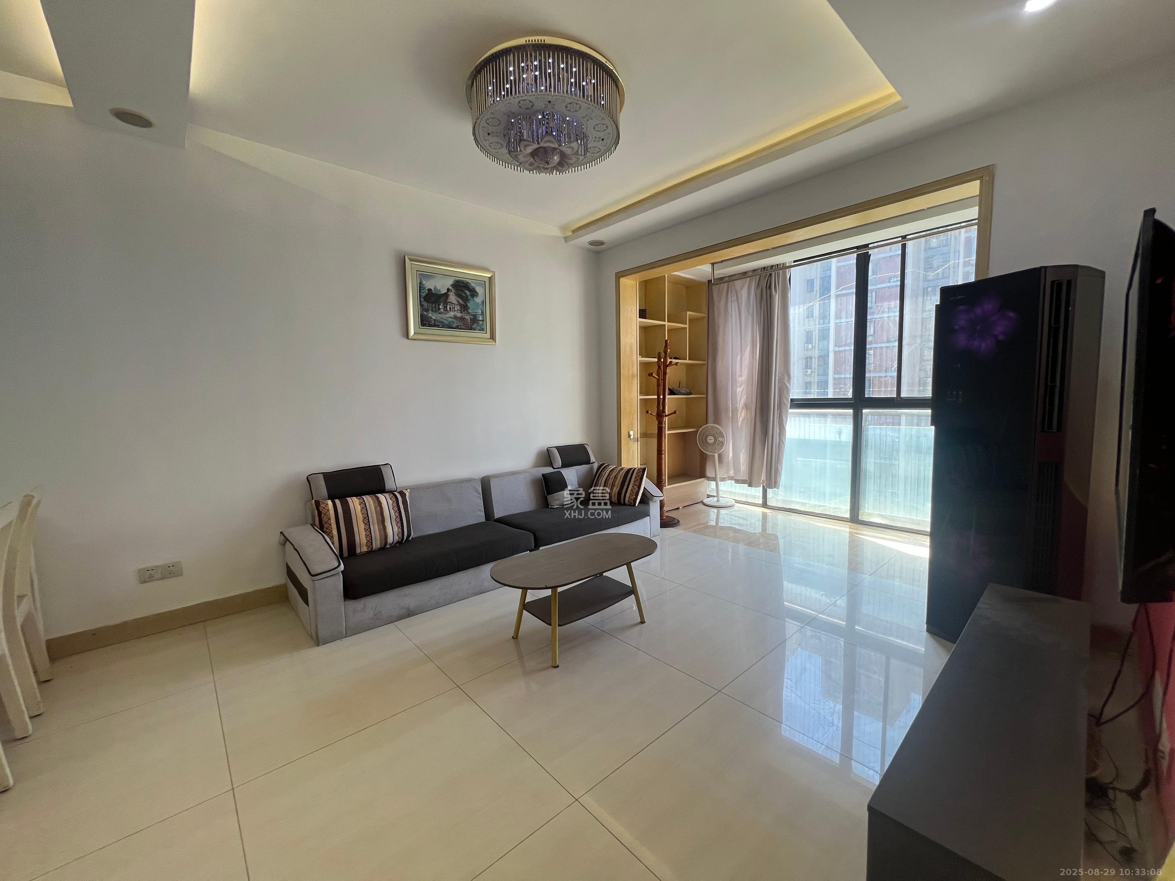 星城映象  1室2厅1卫    2100.0元/月 星城映象  1室2厅1卫    2100.0元/月室内图