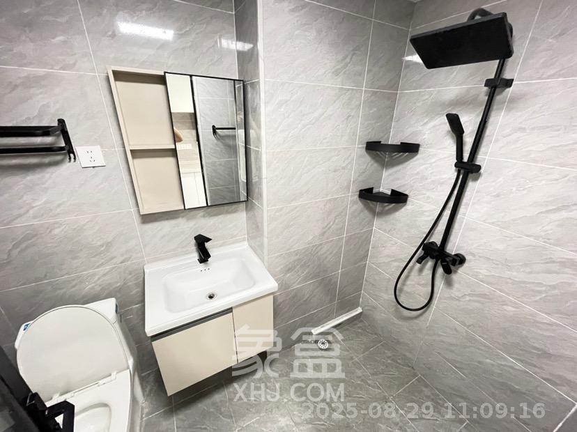 中海珑悦府  1室0厅0卫   1300.00元/月室内图