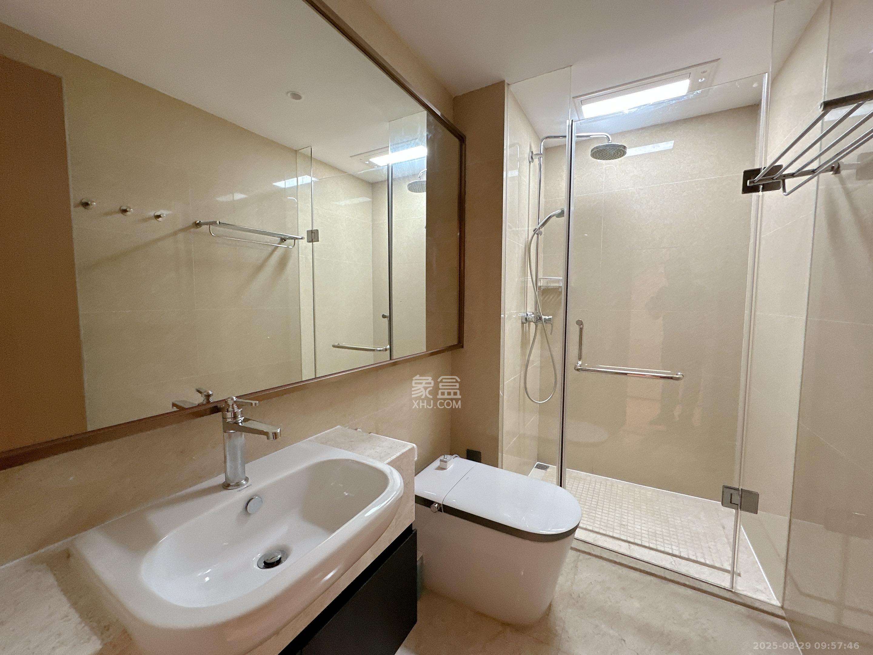 北辰定江洋  3室2厅2卫    18000.0元/月 北辰定江洋  3室2厅2卫    18000.0元/月室内图