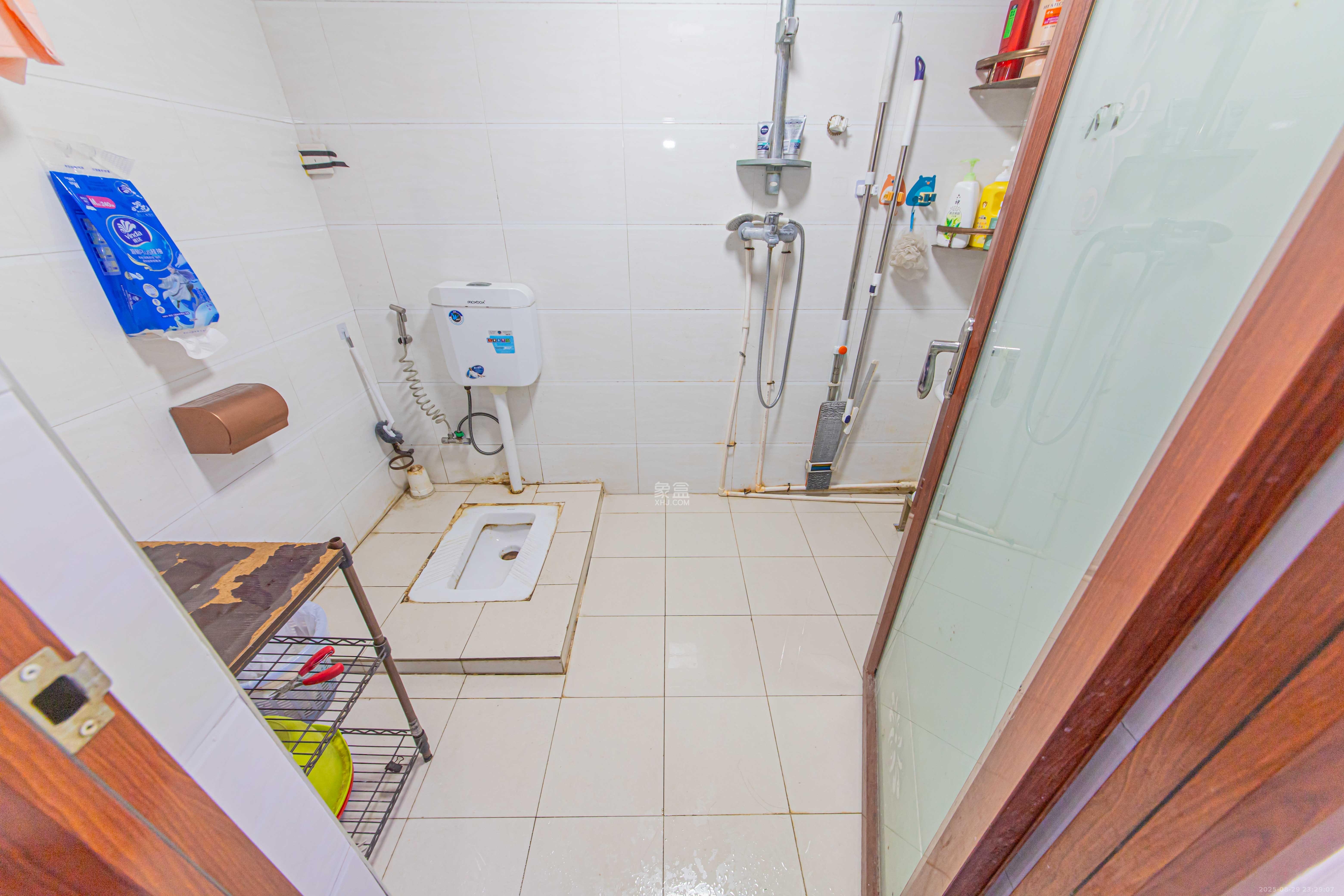 绿地公馆(绿地名邸) 3室1厅1卫 60.0万 绿地公馆(绿地名邸) 3室1厅1卫 60.0万卫生间