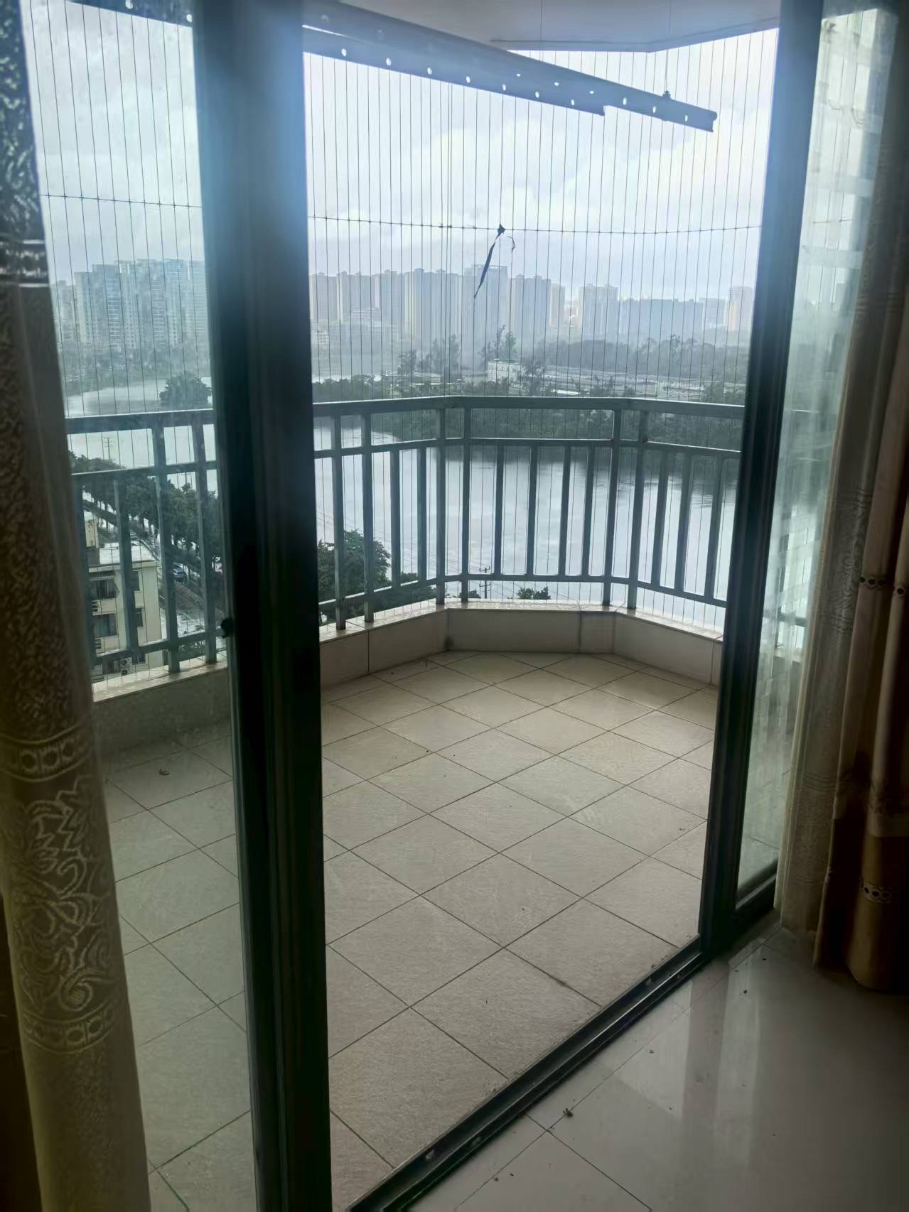 世代雅居 3室2厅2卫 3200.0元/月 世代雅居 3室2厅2卫 3200.0元/月室内图