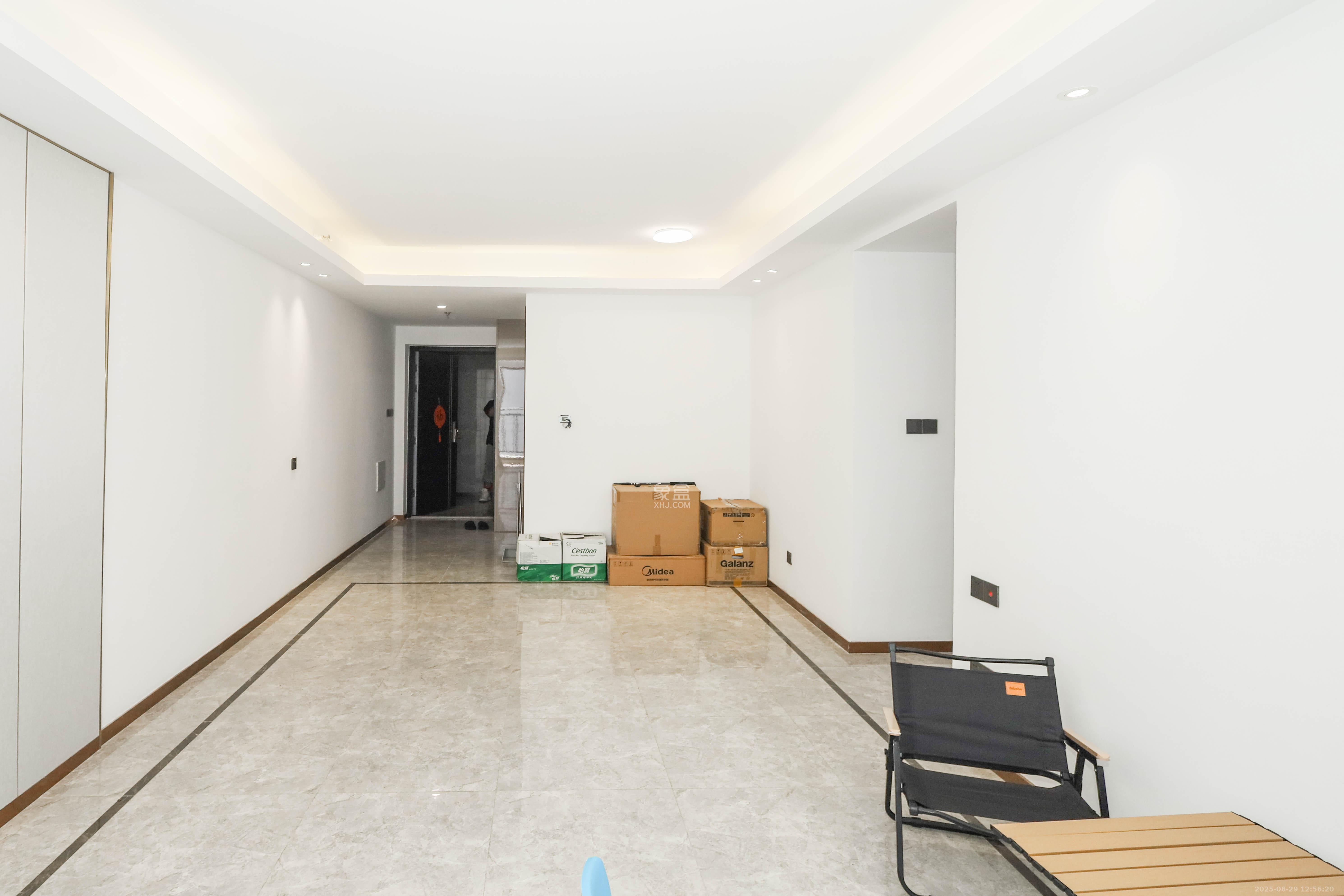 梅溪悦章  3室2厅2卫    145.0万 梅溪悦章  3室2厅2卫    145.0万客厅