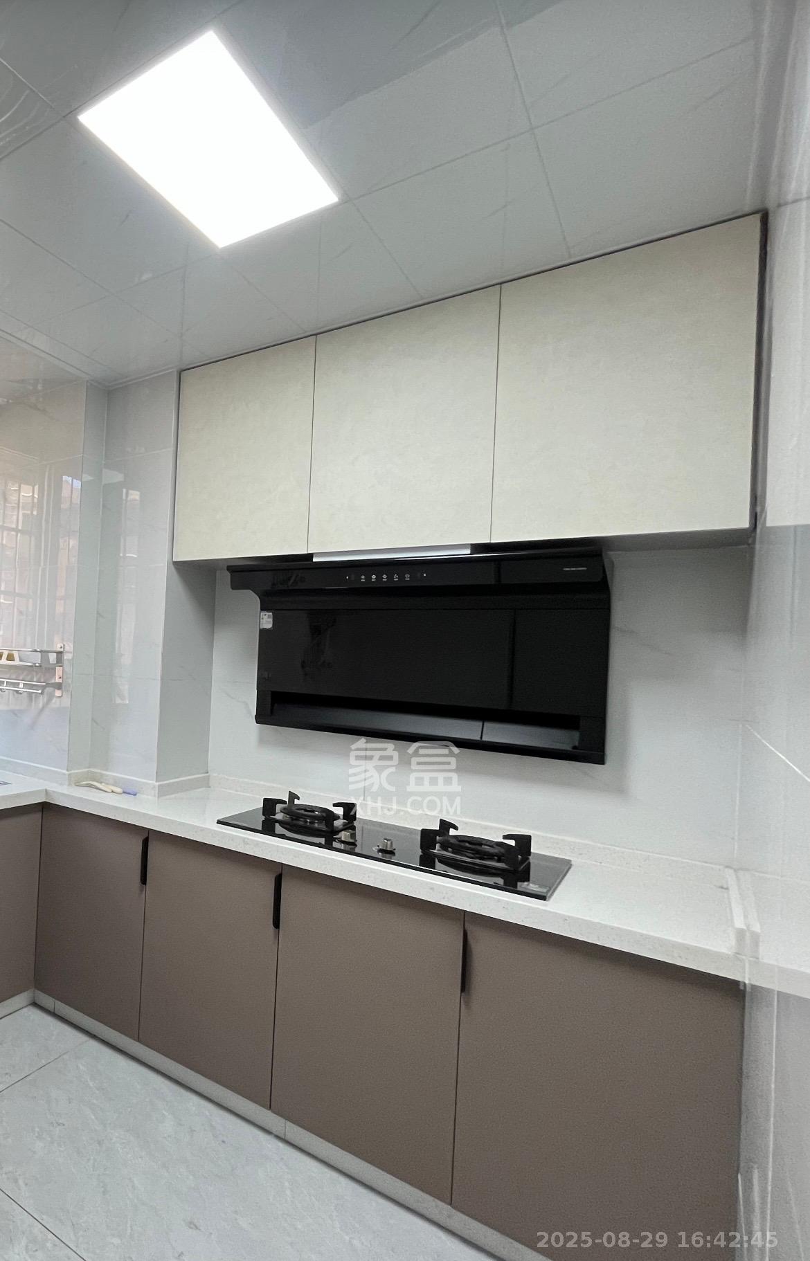 金泰小区  4室2厅3卫    4000.0元/月 金泰小区  4室2厅3卫    4000.0元/月室内图