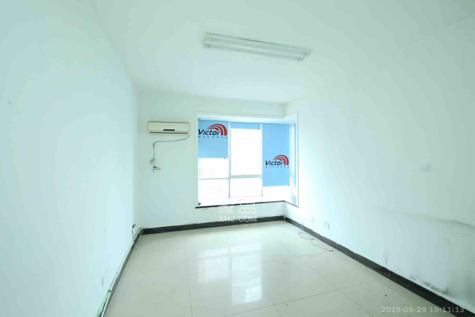 湖南财富中心 2室2厅1卫 4000.0元/月 湖南财富中心 2室2厅1卫 4000.0元/月室内图