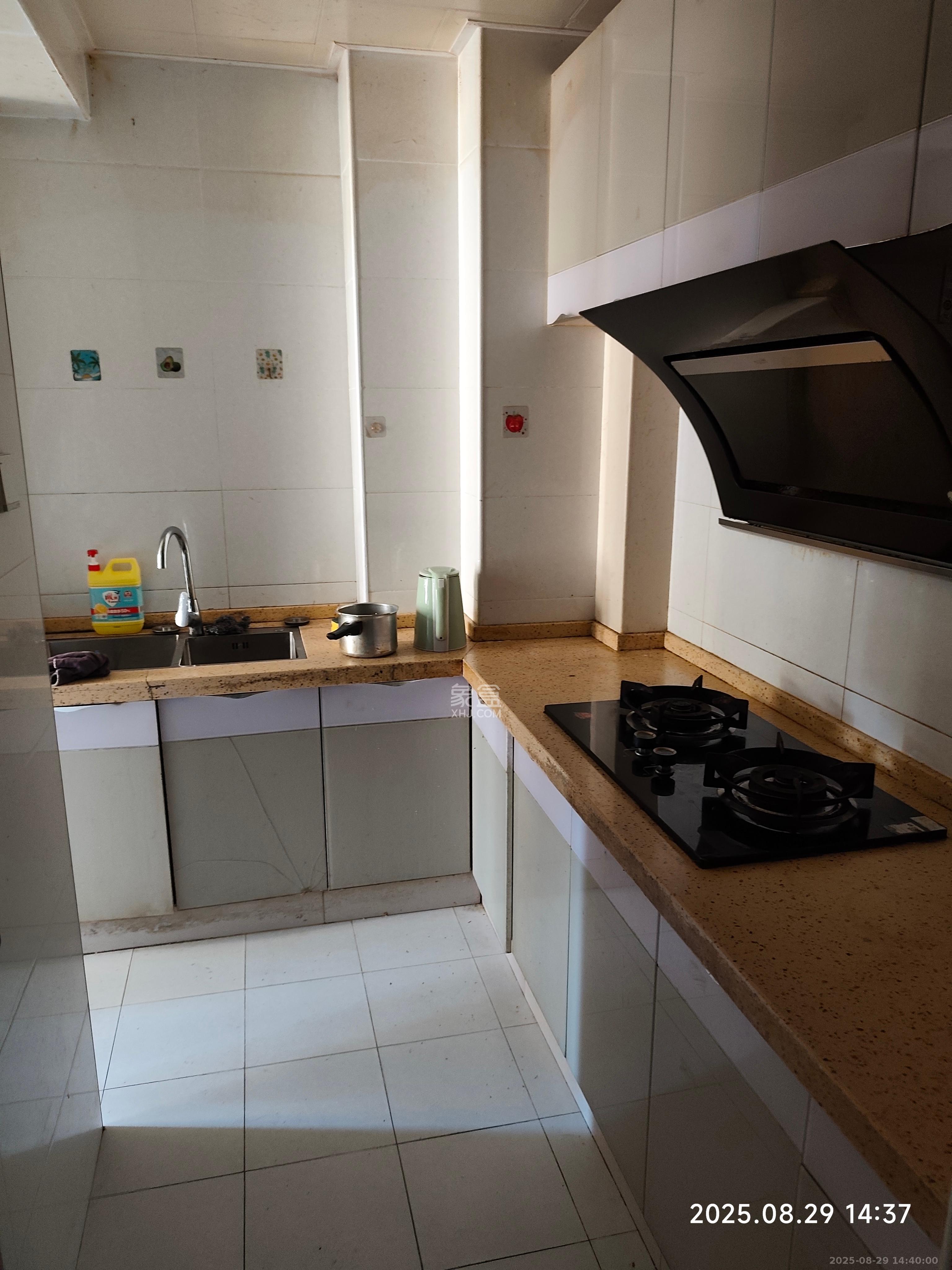 邦盛水岸御园 3室2厅1卫 1700.0元/月 邦盛水岸御园 3室2厅1卫 1700.0元/月室内图