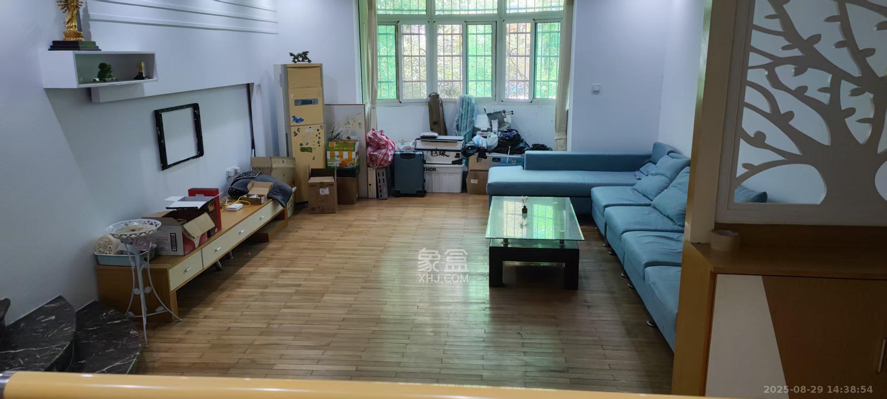 欣胜园  5室2厅2卫    2500.0元/月 欣胜园  5室2厅2卫    2500.0元/月室内图