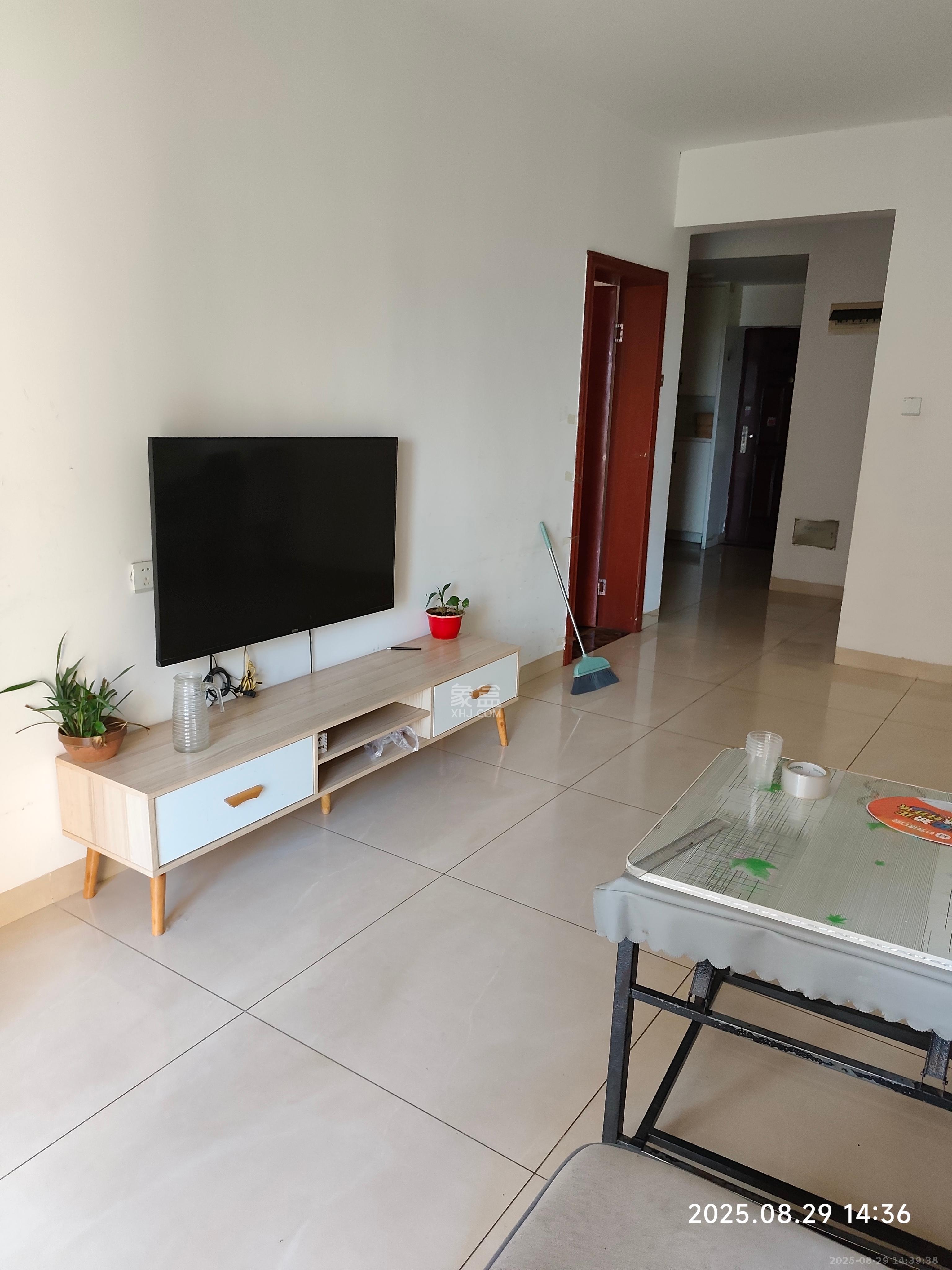 邦盛水岸御园 3室2厅1卫 1700.0元/月 邦盛水岸御园 3室2厅1卫 1700.0元/月室内图