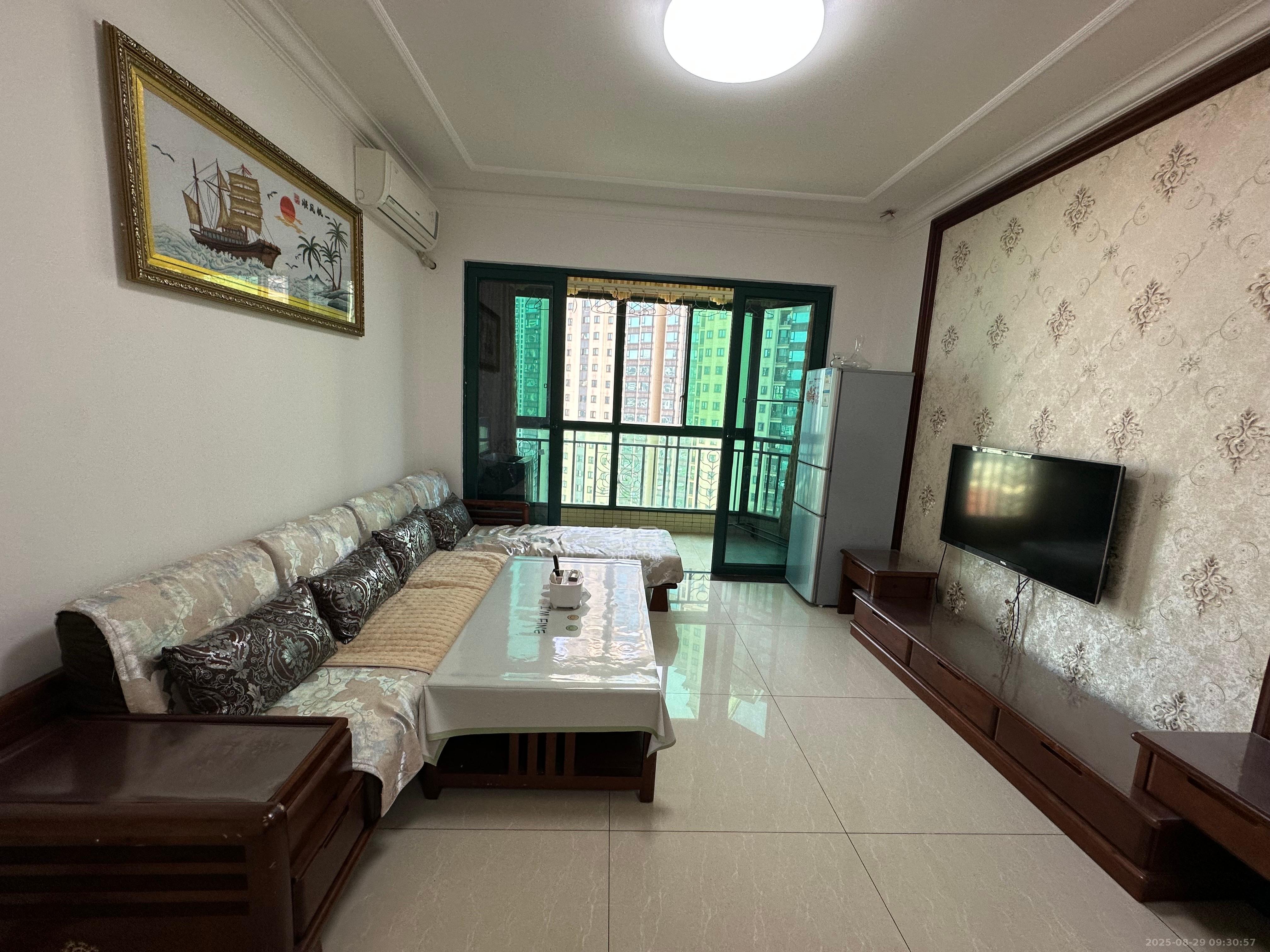 恒大绿洲 1室2厅2卫 2300.0元/月 恒大绿洲 1室2厅2卫 2300.0元/月室内图