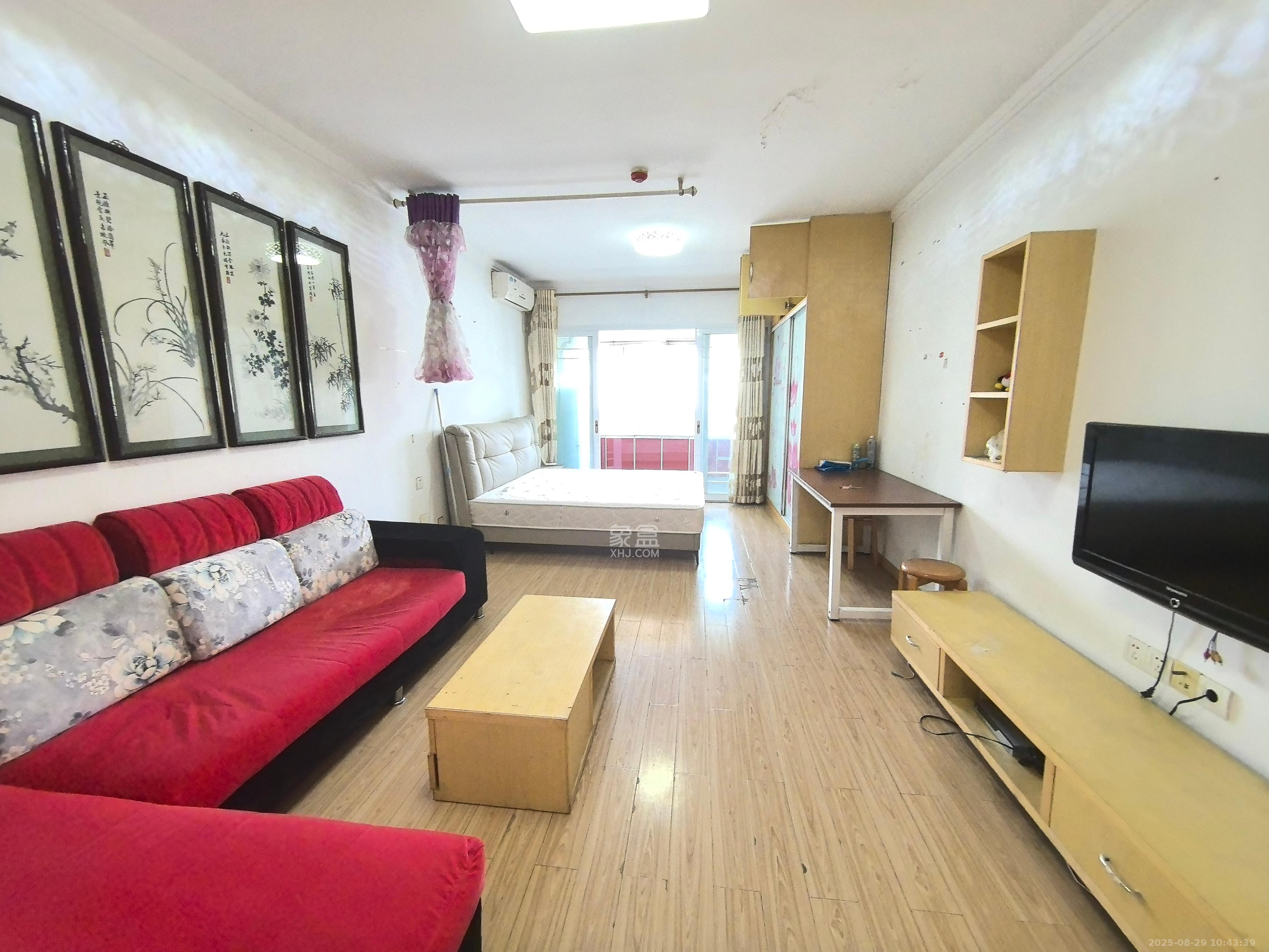 伍家岭生活广场 1室1厅1卫 1600.0元/月 伍家岭生活广场 1室1厅1卫 1600.0元/月室内图