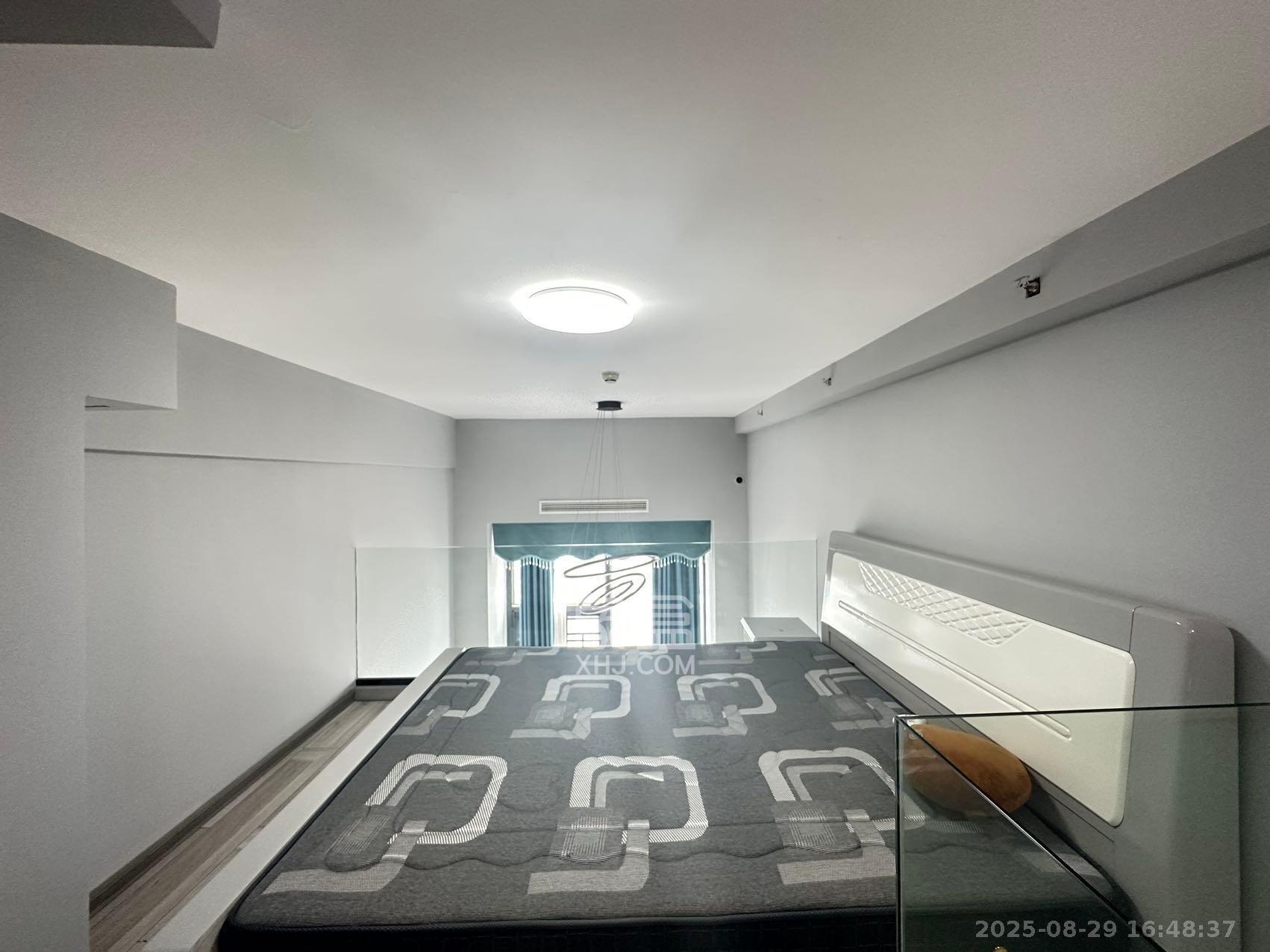 弘坤云寓 1室1厅1卫 2300.0元/月 弘坤云寓 1室1厅1卫 2300.0元/月室内图