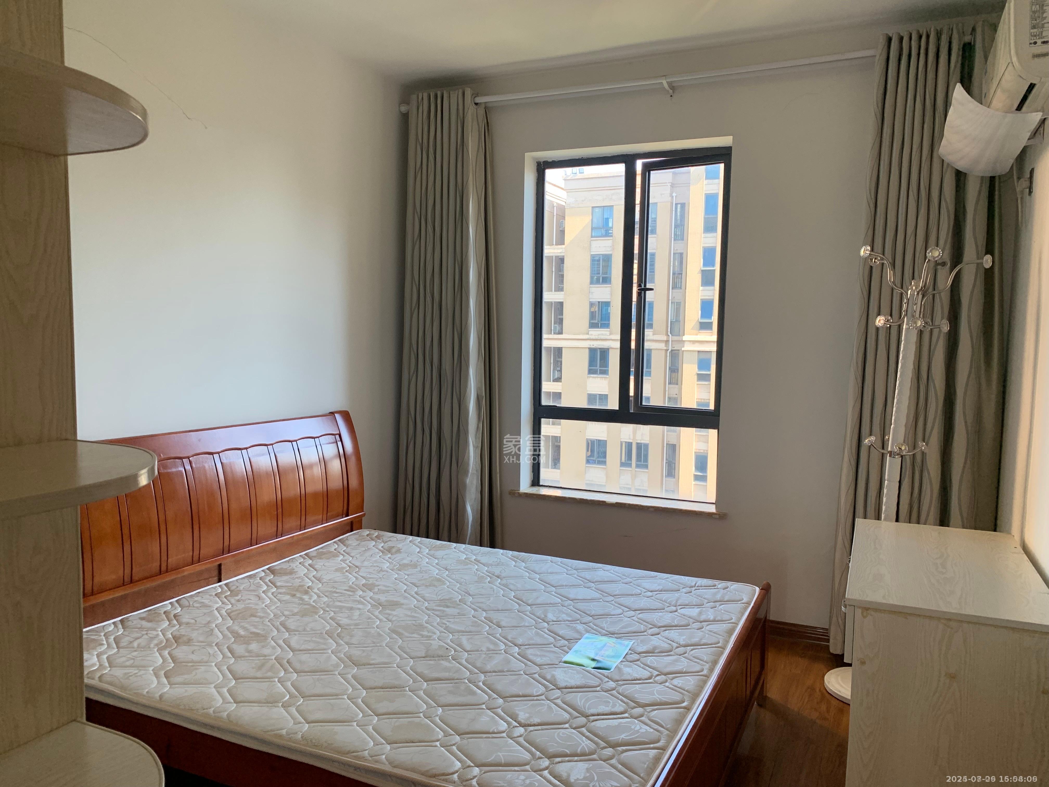 泰山公馆 3室2厅1卫 2100.0元/月 泰山公馆 3室2厅1卫 2100.0元/月室内图