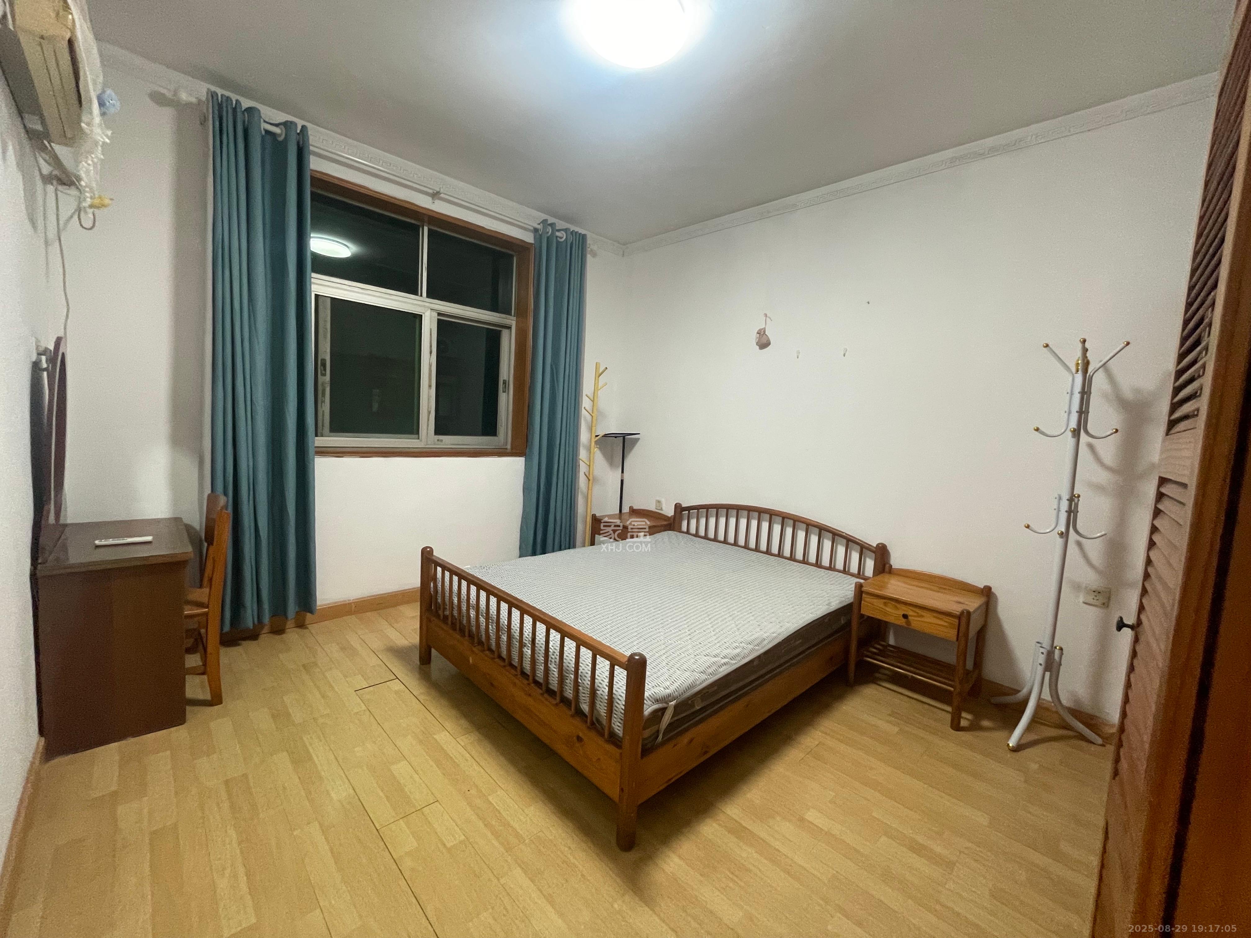 天剑路扫把塘检察院宿舍 3室2厅2卫 1800.0元/月 天剑路扫把塘检察院宿舍 3室2厅2卫 1800.0元/月室内图