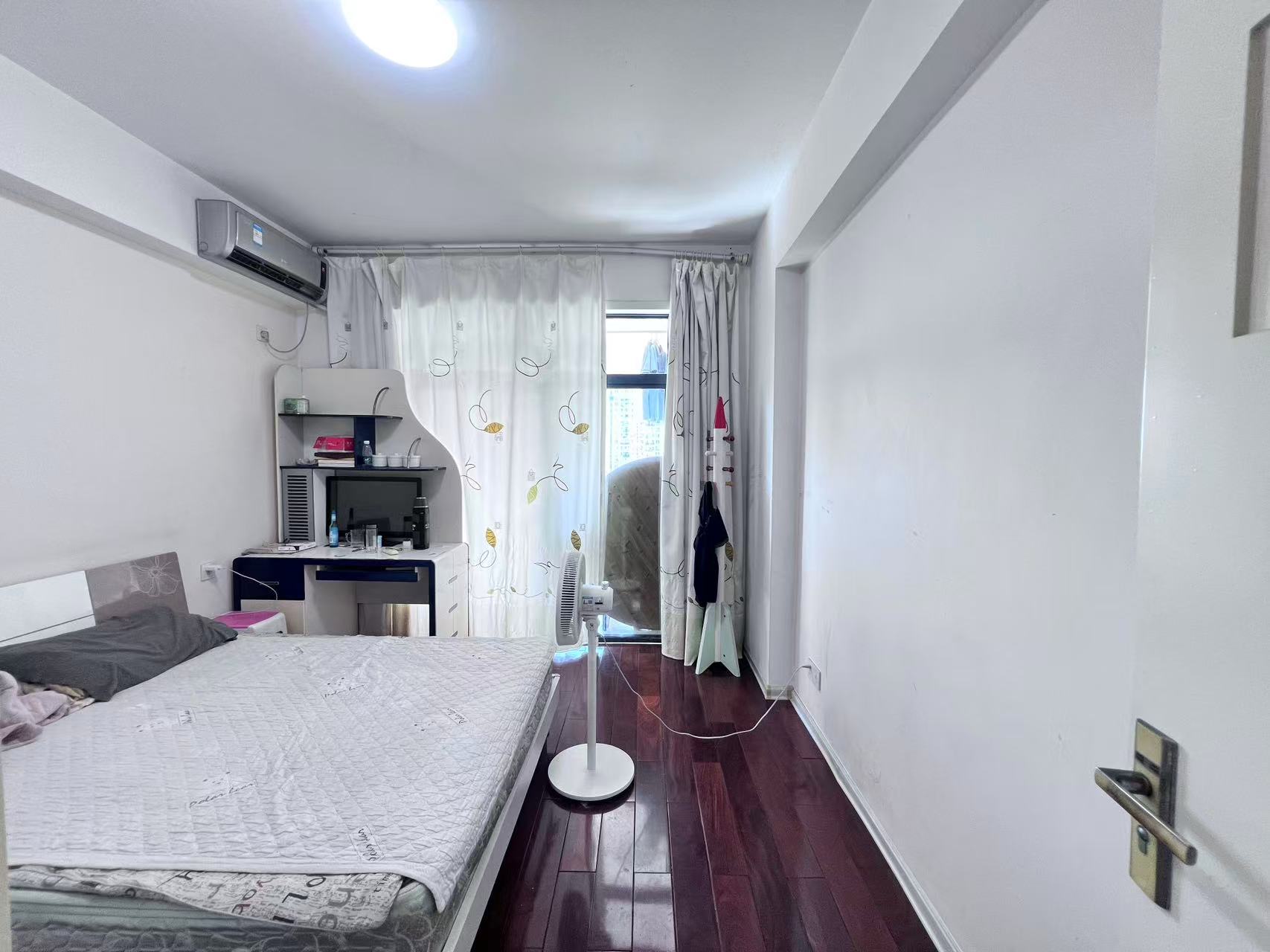 山水国际 4室2厅2卫 75.0万 山水国际 4室2厅2卫 75.0万室内图