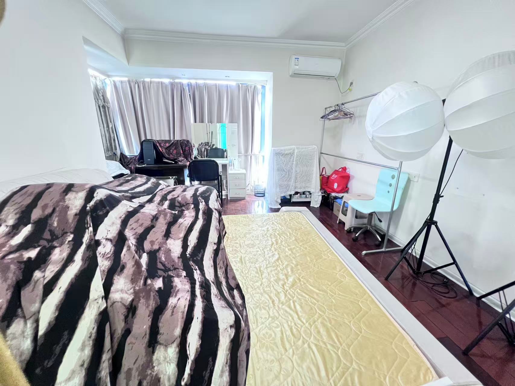 山水国际 4室2厅2卫 75.0万 山水国际 4室2厅2卫 75.0万室内图