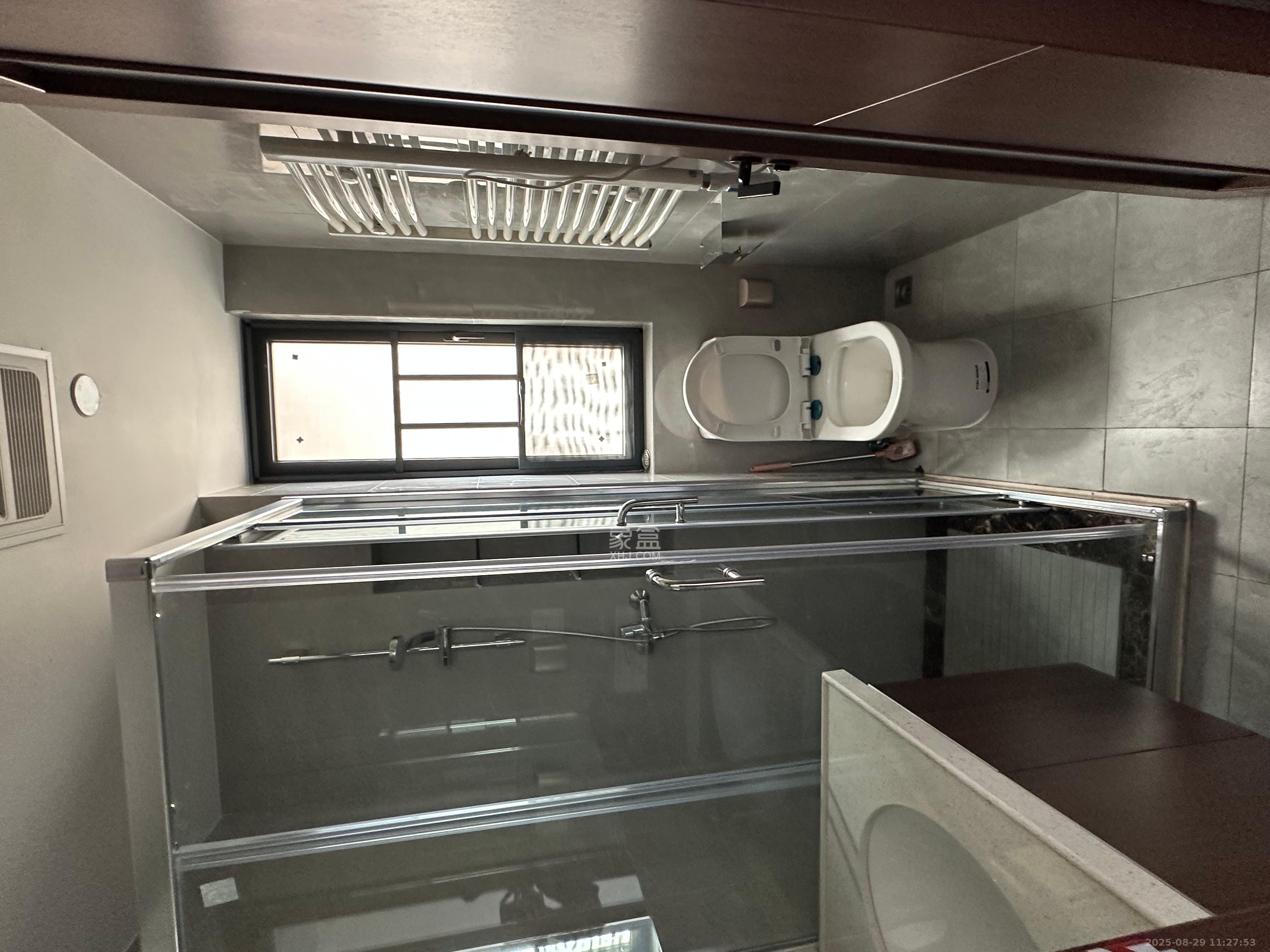 绿地长沙城际空间站（柏仕佳苑）  3室2厅2卫   3200.00元/月室内图