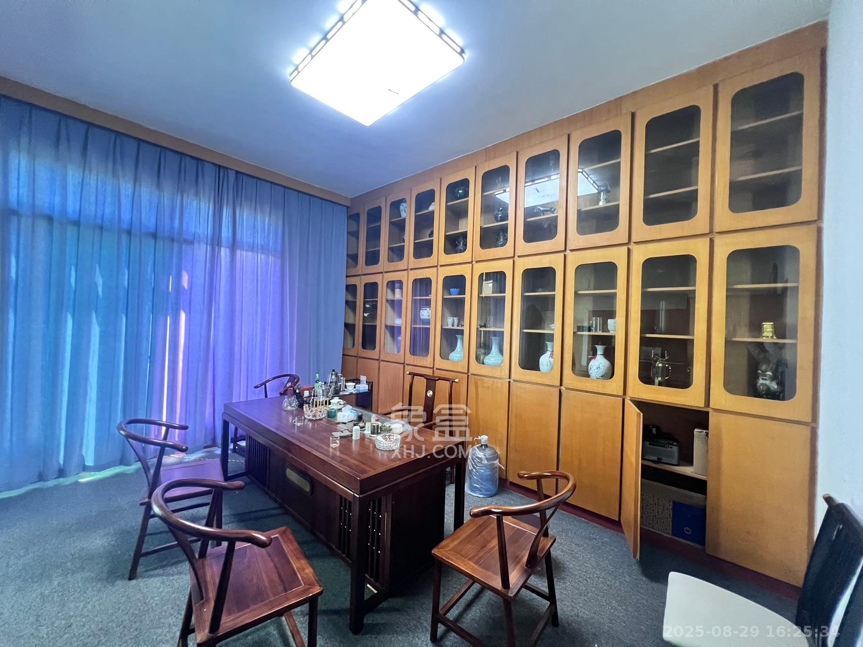 友谊社区（安置区、别墅区）  8室2厅3卫    16000.0元/月室内图