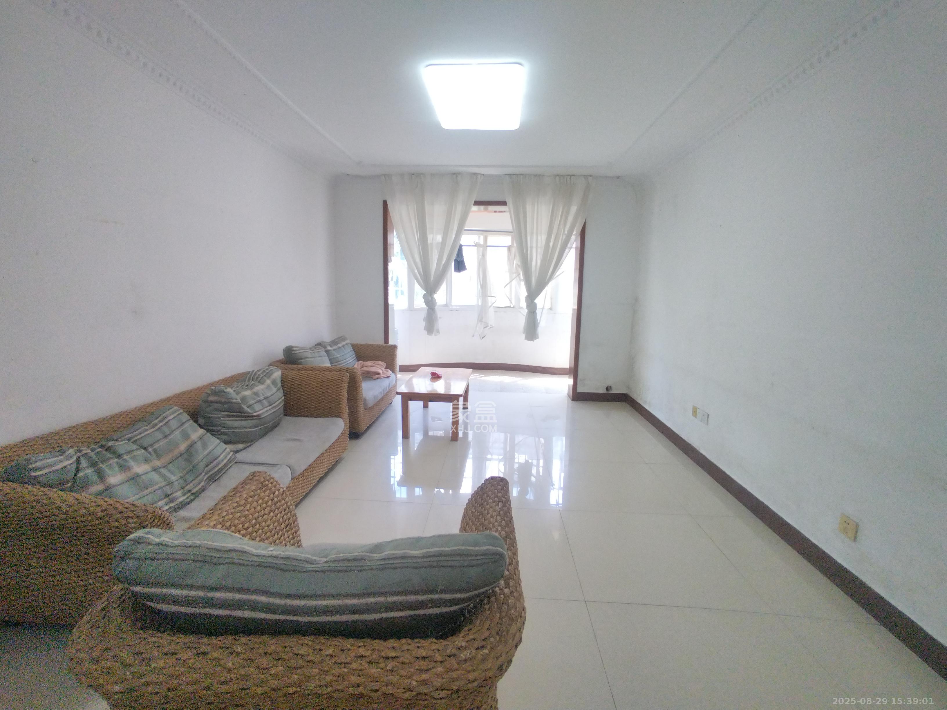 德润园  2室2厅1卫    1850.0元/月 德润园  2室2厅1卫    1850.0元/月