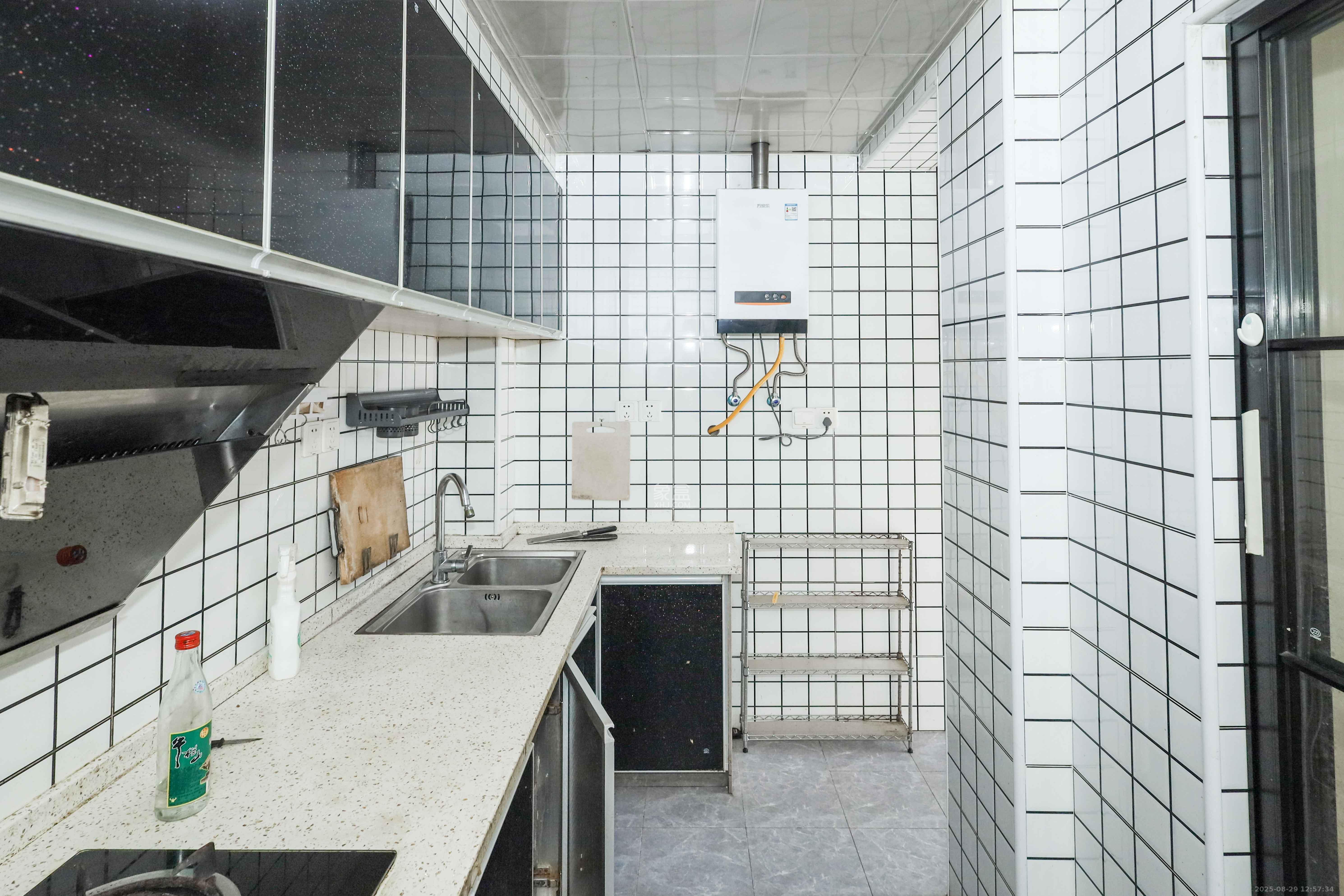 梅溪鑫苑名家  2室1厅1卫    75.0万 梅溪鑫苑名家  2室1厅1卫    75.0万厨房