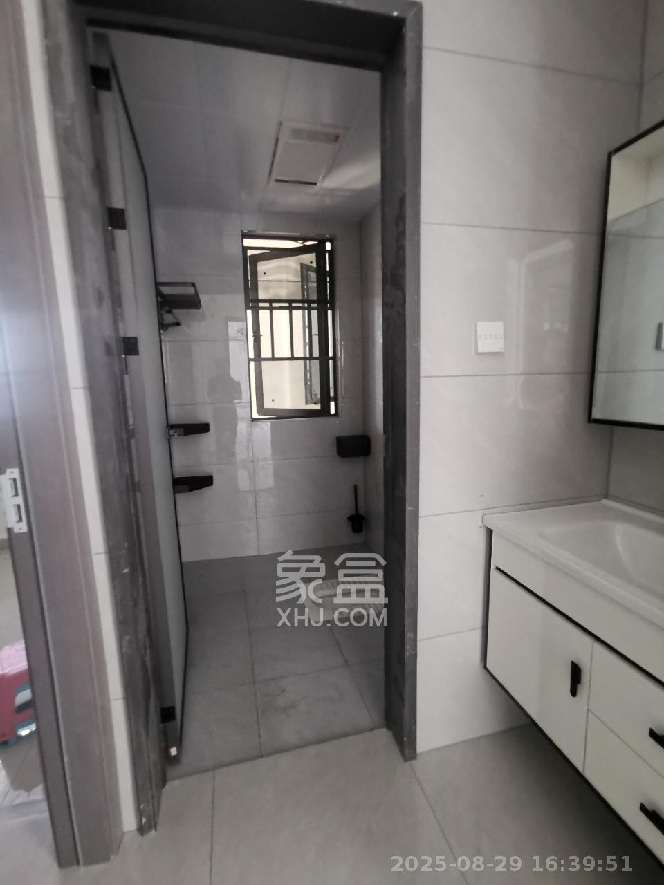 润和星河玥  3室2厅1卫    2200.0元/月室内图