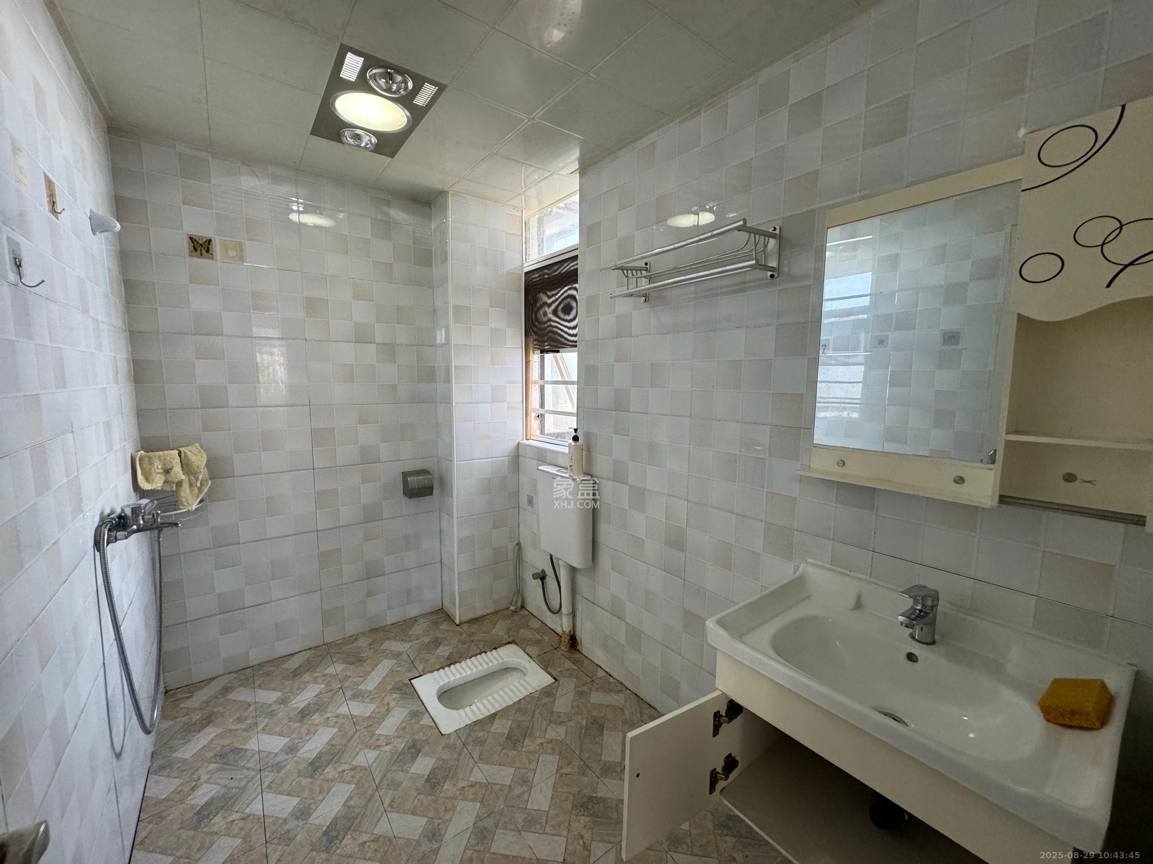 金鼎公园尚  3室2厅1卫    1650.0元/月 金鼎公园尚  3室2厅1卫    1650.0元/月室内图