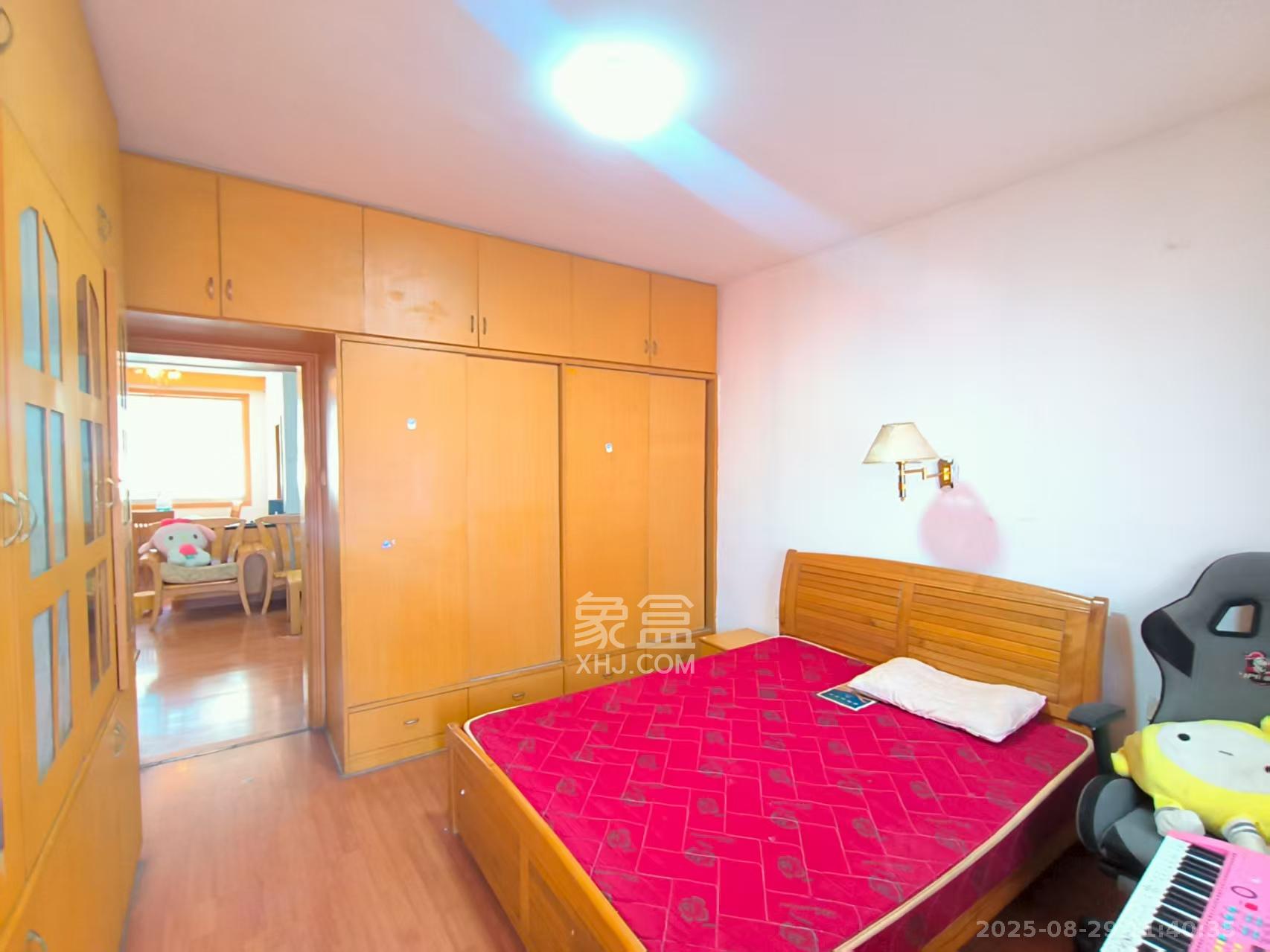 桐荫里社区 2室1厅1卫 1800.0元/月 桐荫里社区 2室1厅1卫 1800.0元/月室内图