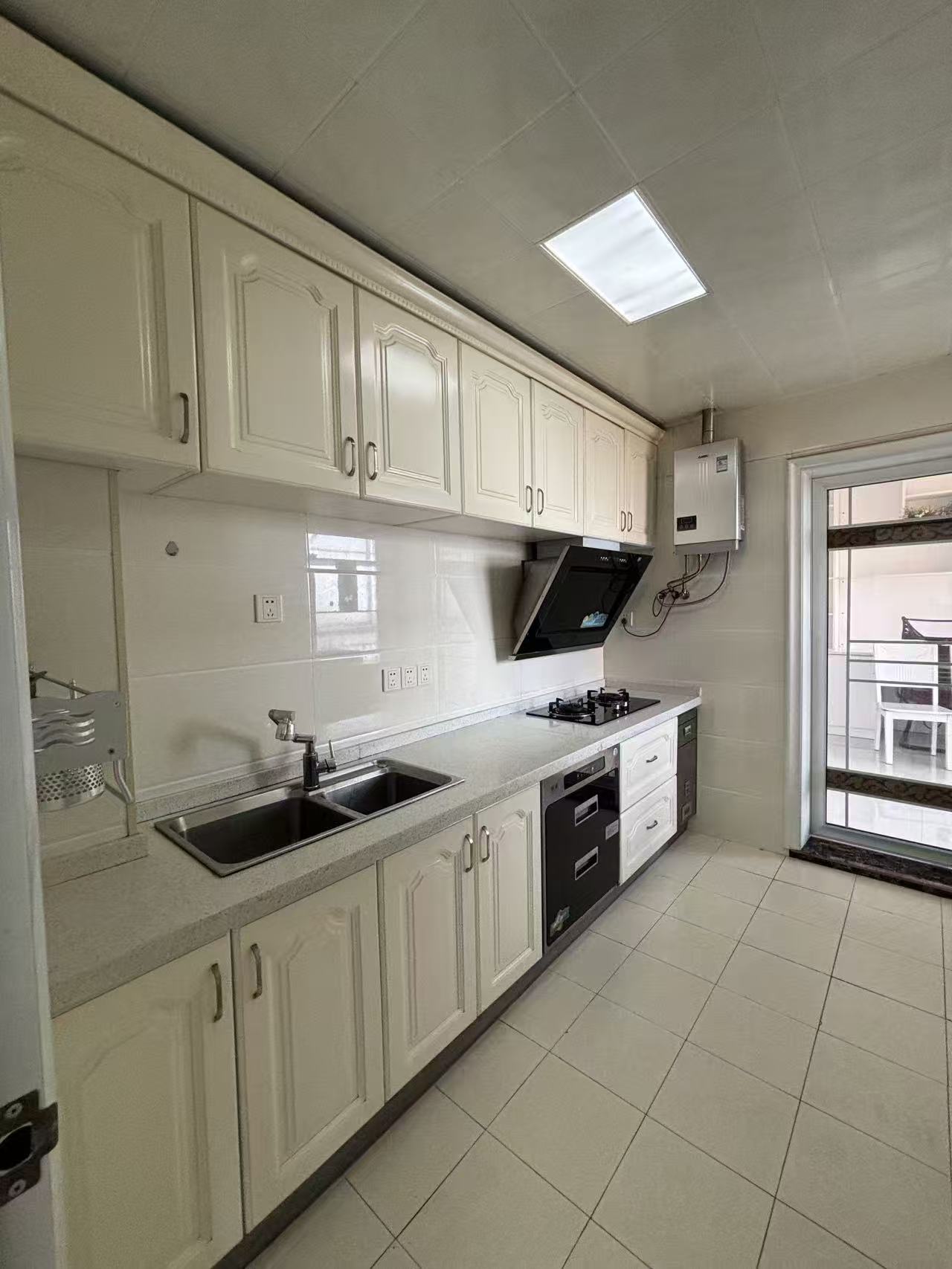 盛世金源 2室1厅1卫 1800.0元/月 盛世金源 2室1厅1卫 1800.0元/月室内图