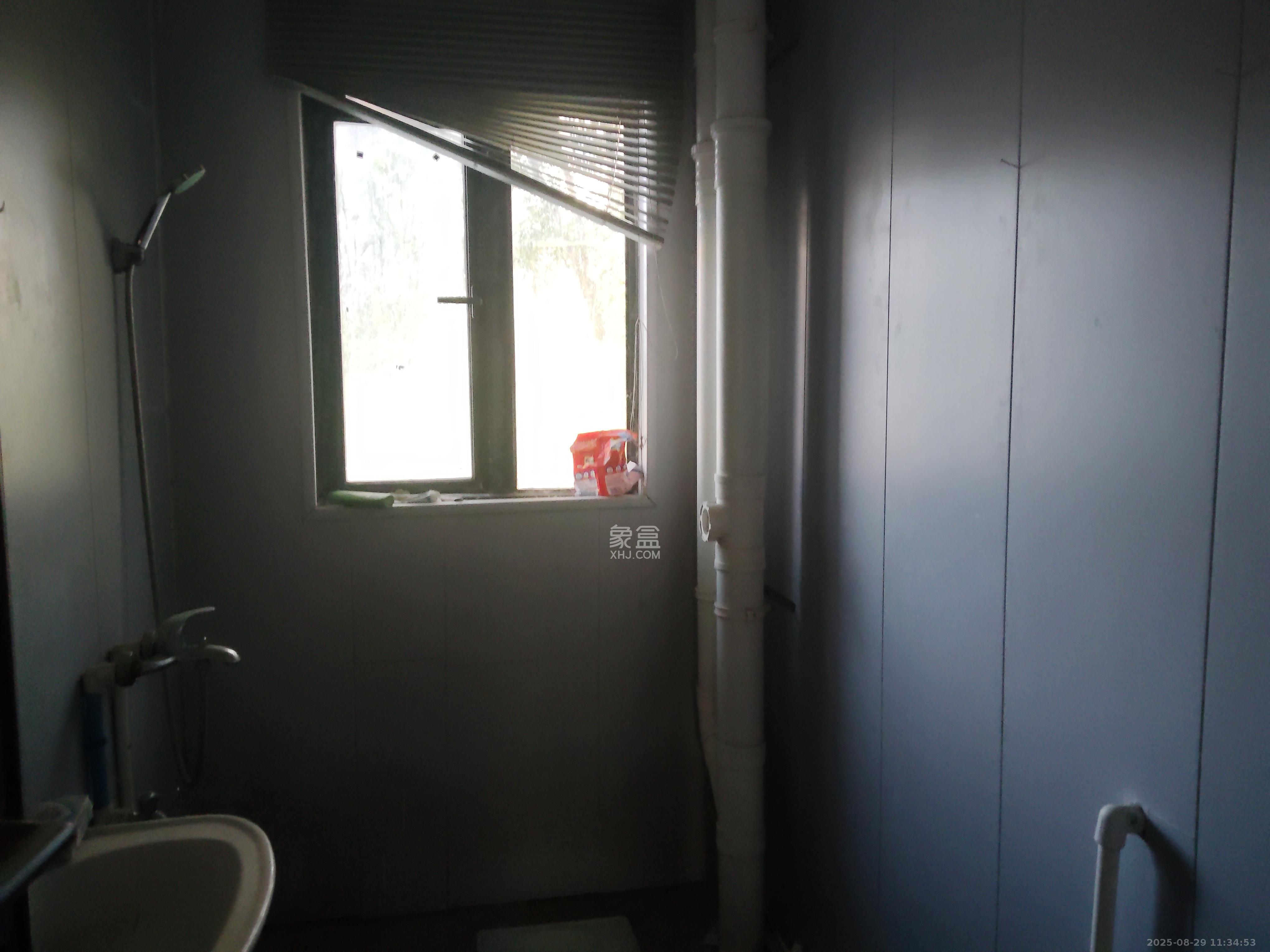 筑梦星园  4室2厅2卫    1000.0元/月室内图