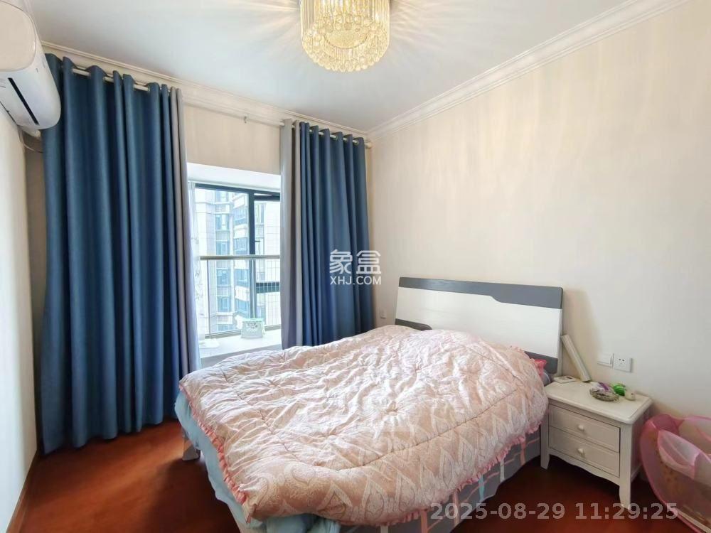 恒大华府 1室0厅0卫 2200.0元/月 恒大华府 1室0厅0卫 2200.0元/月室内图