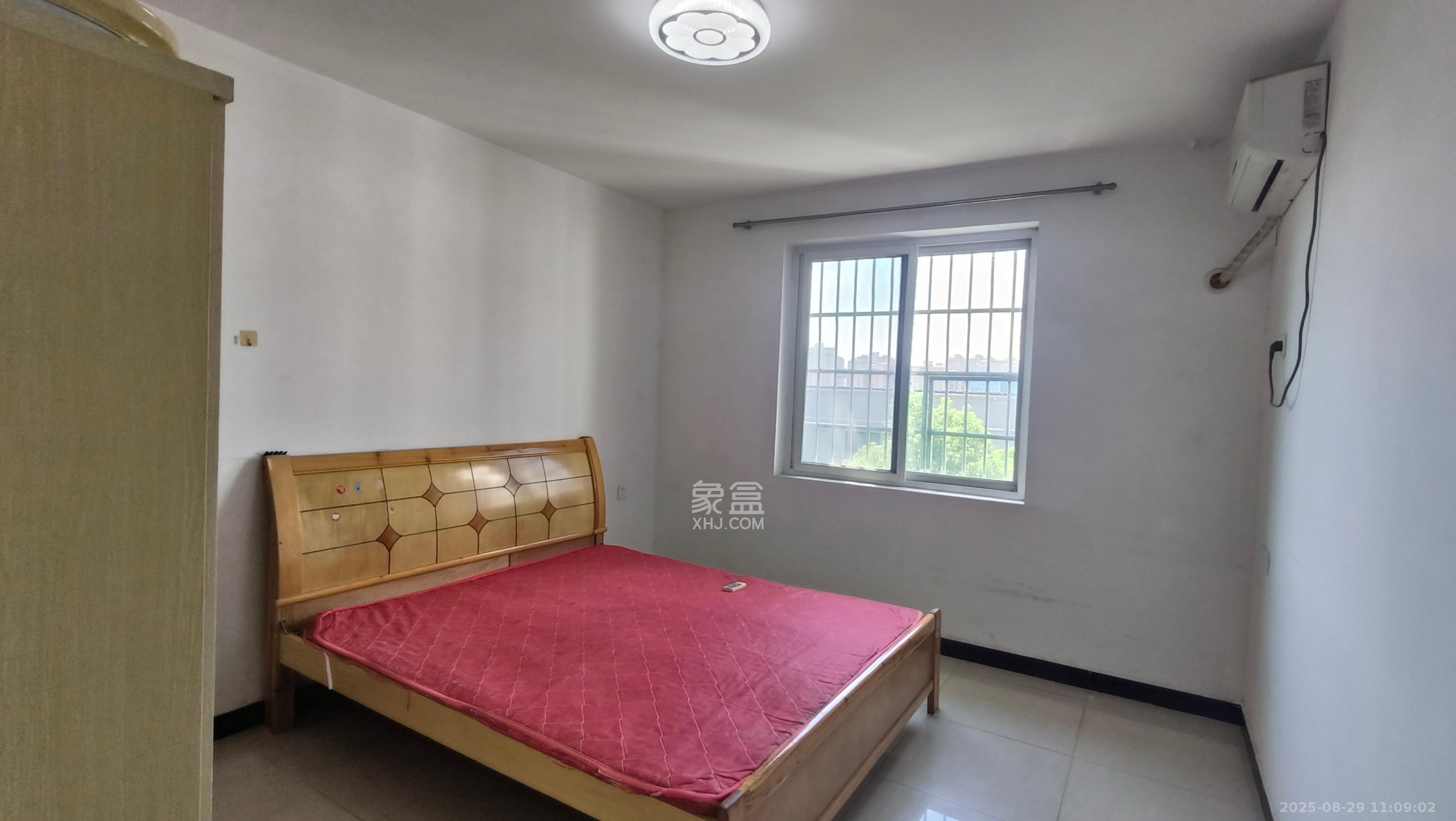 东岸锦城(东方人家)  2室2厅1卫    1500.0元/月 东岸锦城(东方人家)  2室2厅1卫    1500.0元/月室内图