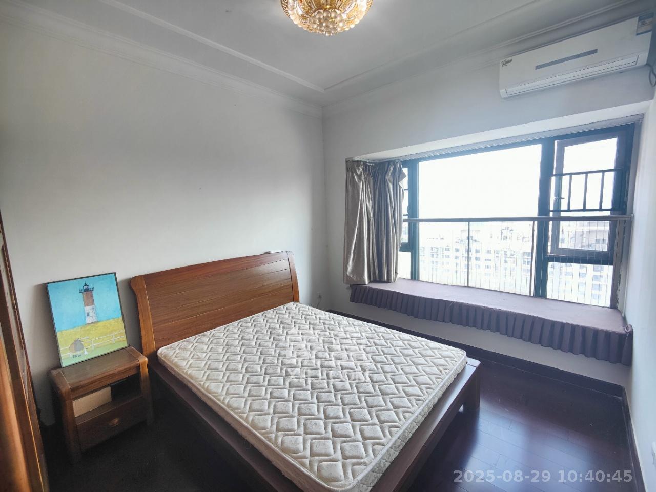 恒大雅苑  2室2厅1卫    2400.0元/月 恒大雅苑  2室2厅1卫    2400.0元/月