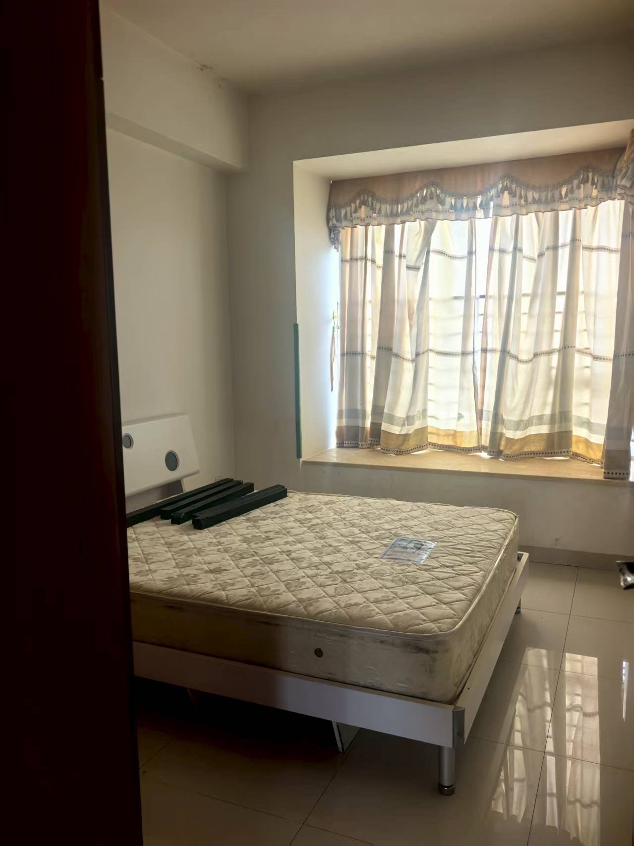 世代雅居 3室2厅2卫 3200.0元/月 世代雅居 3室2厅2卫 3200.0元/月室内图