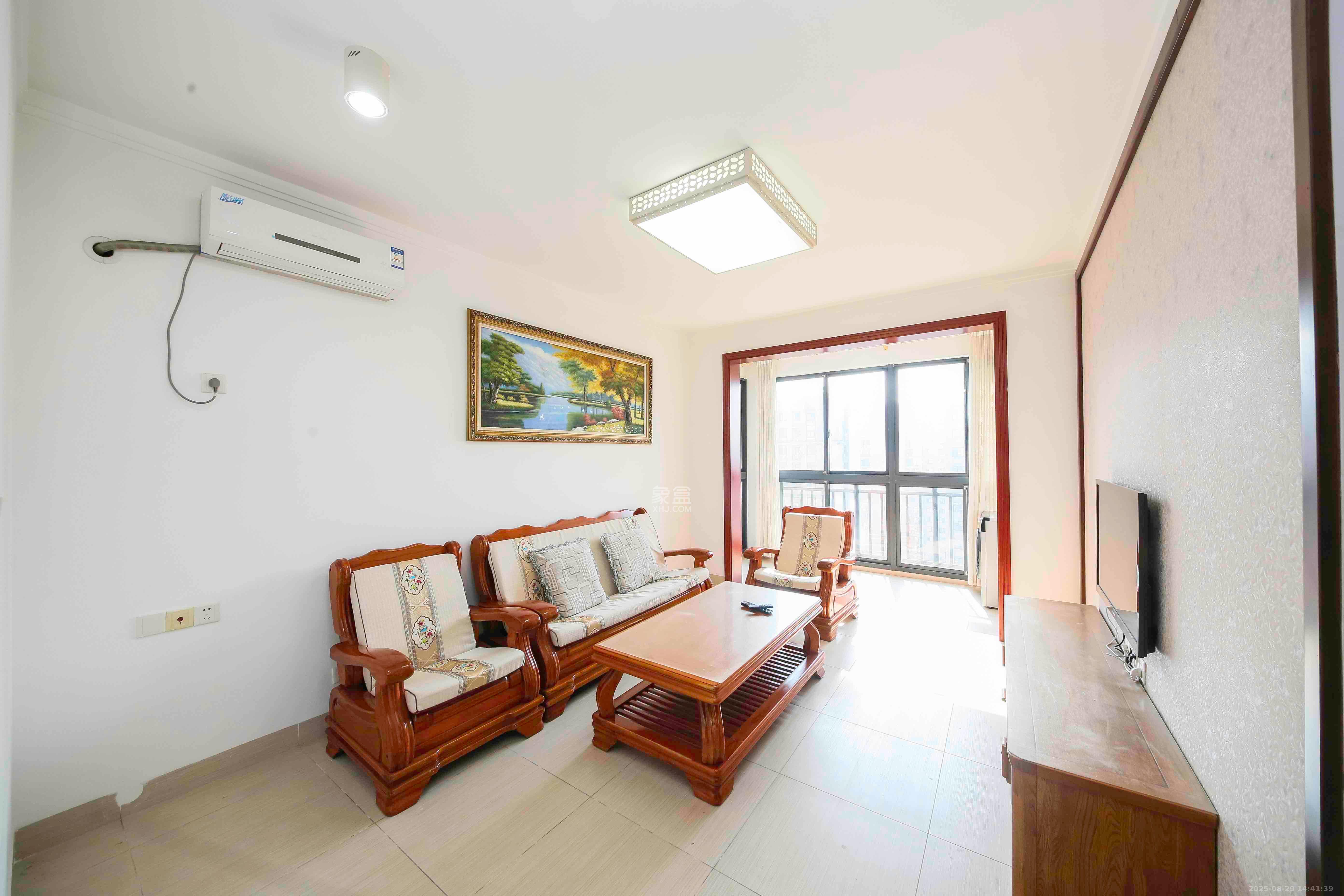 青园  3室2厅1卫    3300.0元/月 青园  3室2厅1卫    3300.0元/月室内图1