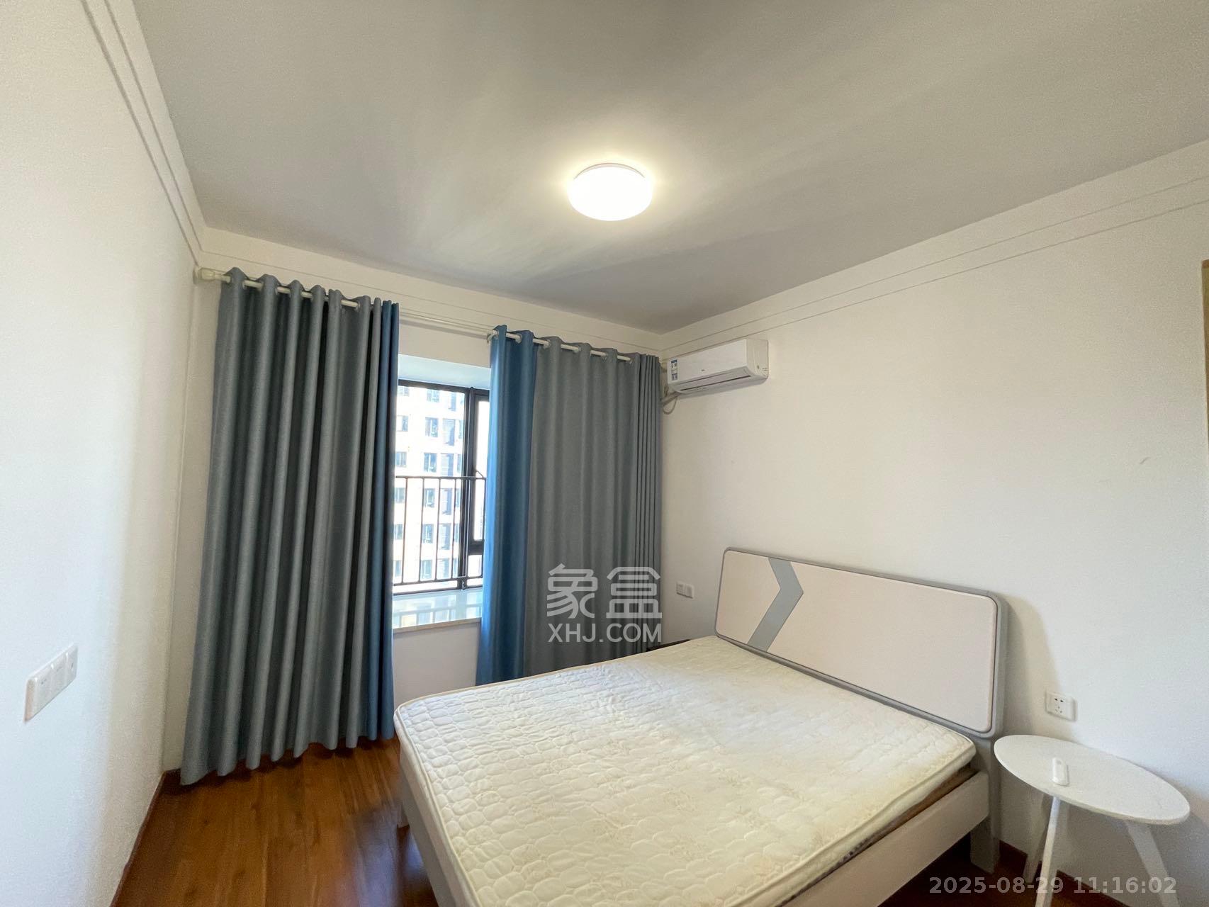 君合天玺  3室1厅2卫    3500.0元/月 君合天玺  3室1厅2卫    3500.0元/月室内图