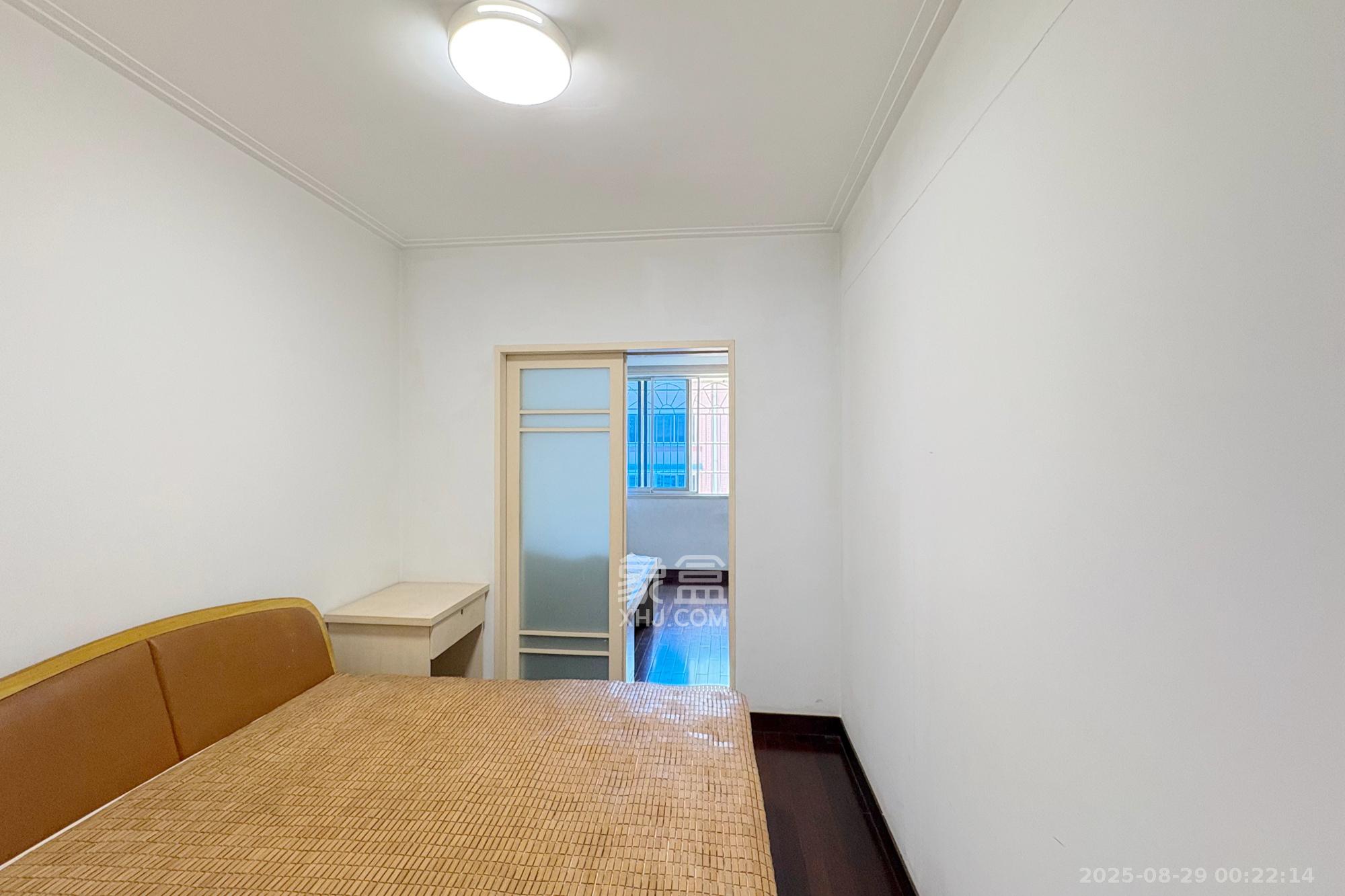 湖南省农业厅  3室2厅2卫    135.0万卧室