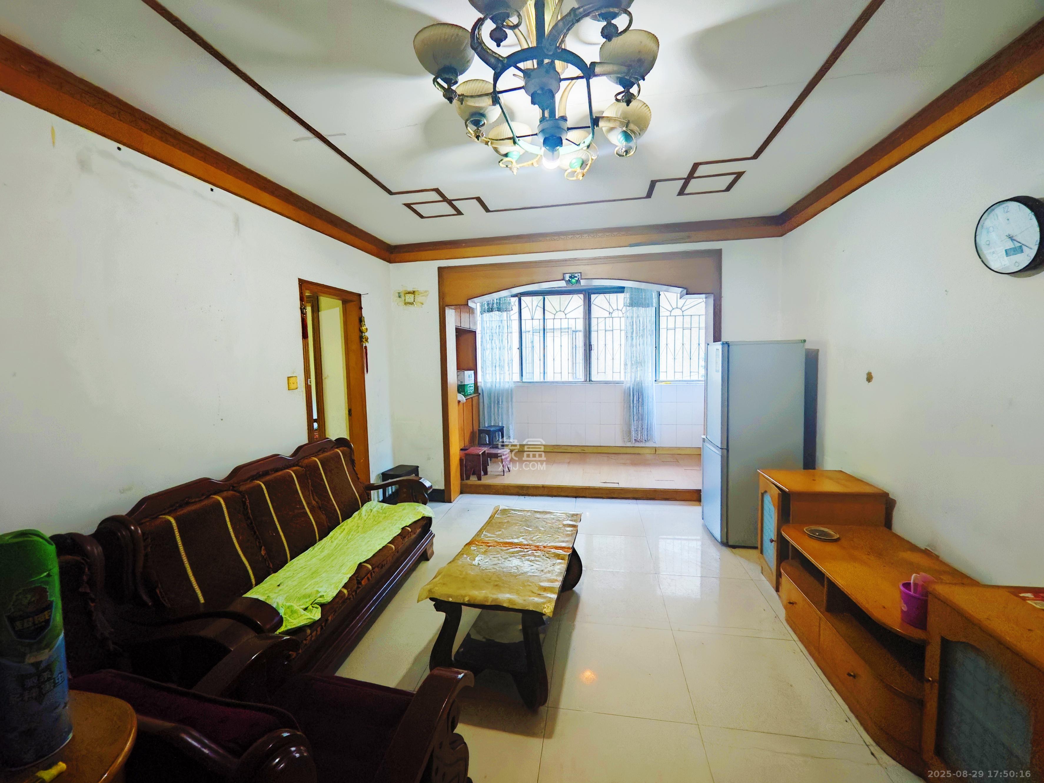 富康小区(富康花园) 3室1厅1卫 1500.0元/月 富康小区(富康花园) 3室1厅1卫 1500.0元/月室内图