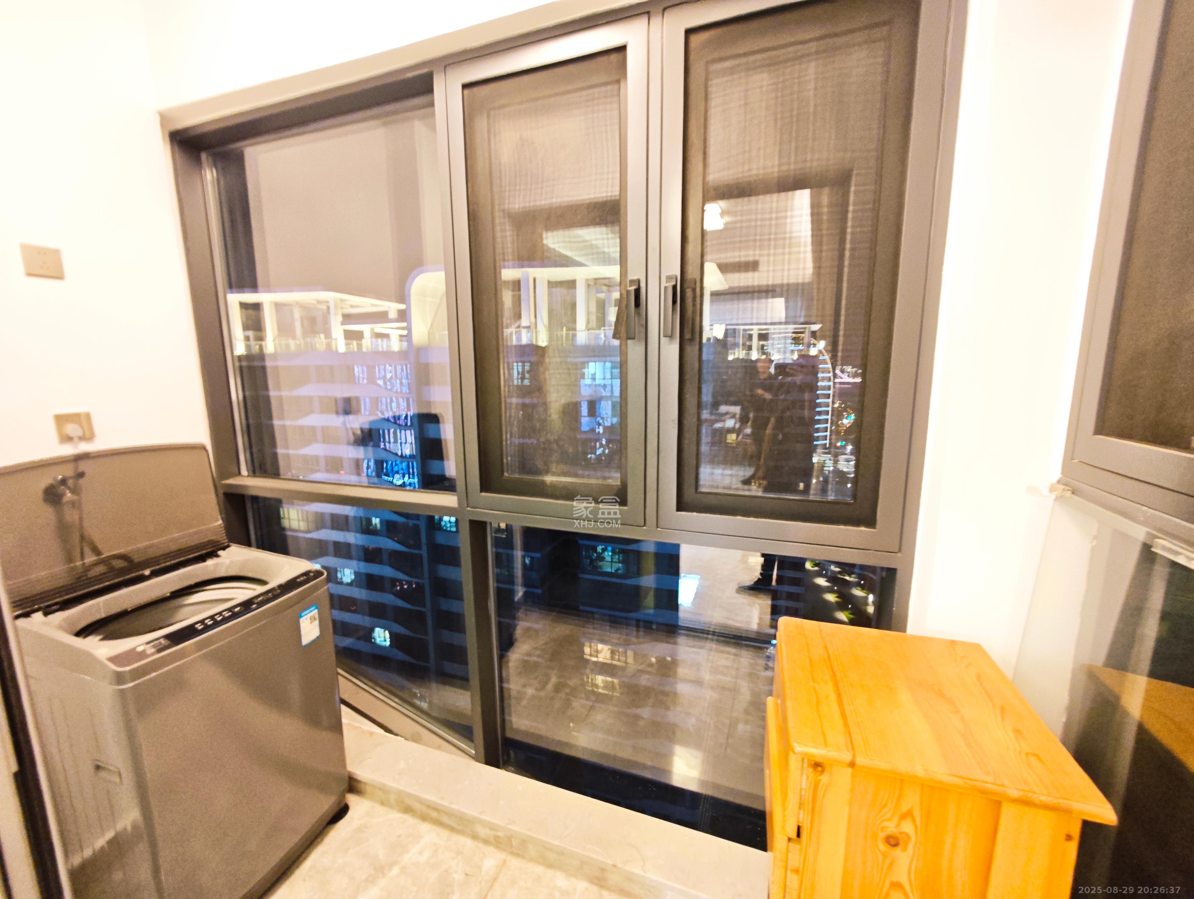 复地滨江金融中心 4室1厅2卫 4000.0元/月 复地滨江金融中心 4室1厅2卫 4000.0元/月室内图